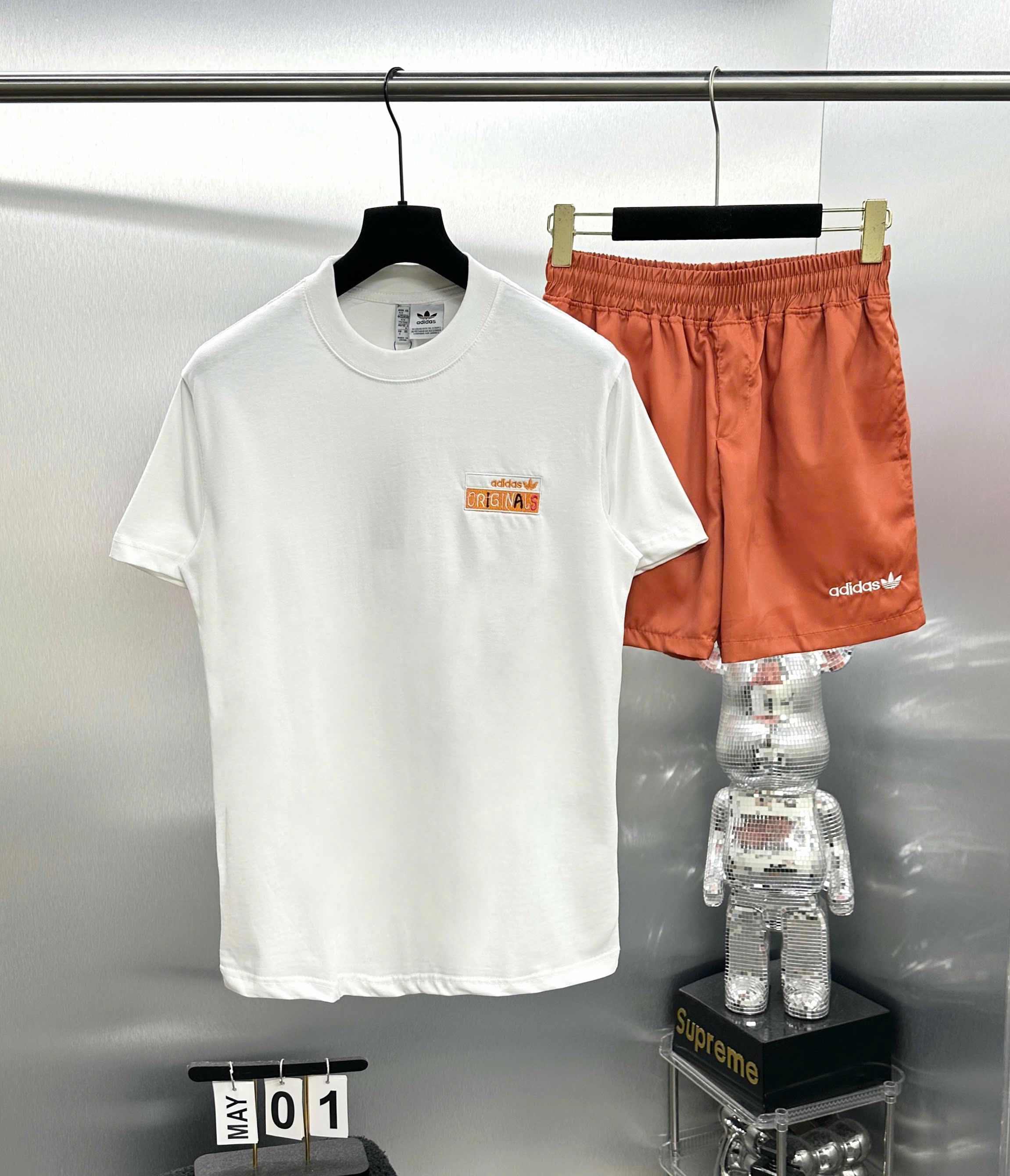 Bộ, set hè Adidas A logo chữ thêu ngực họa tiết lưng Like Auth NV