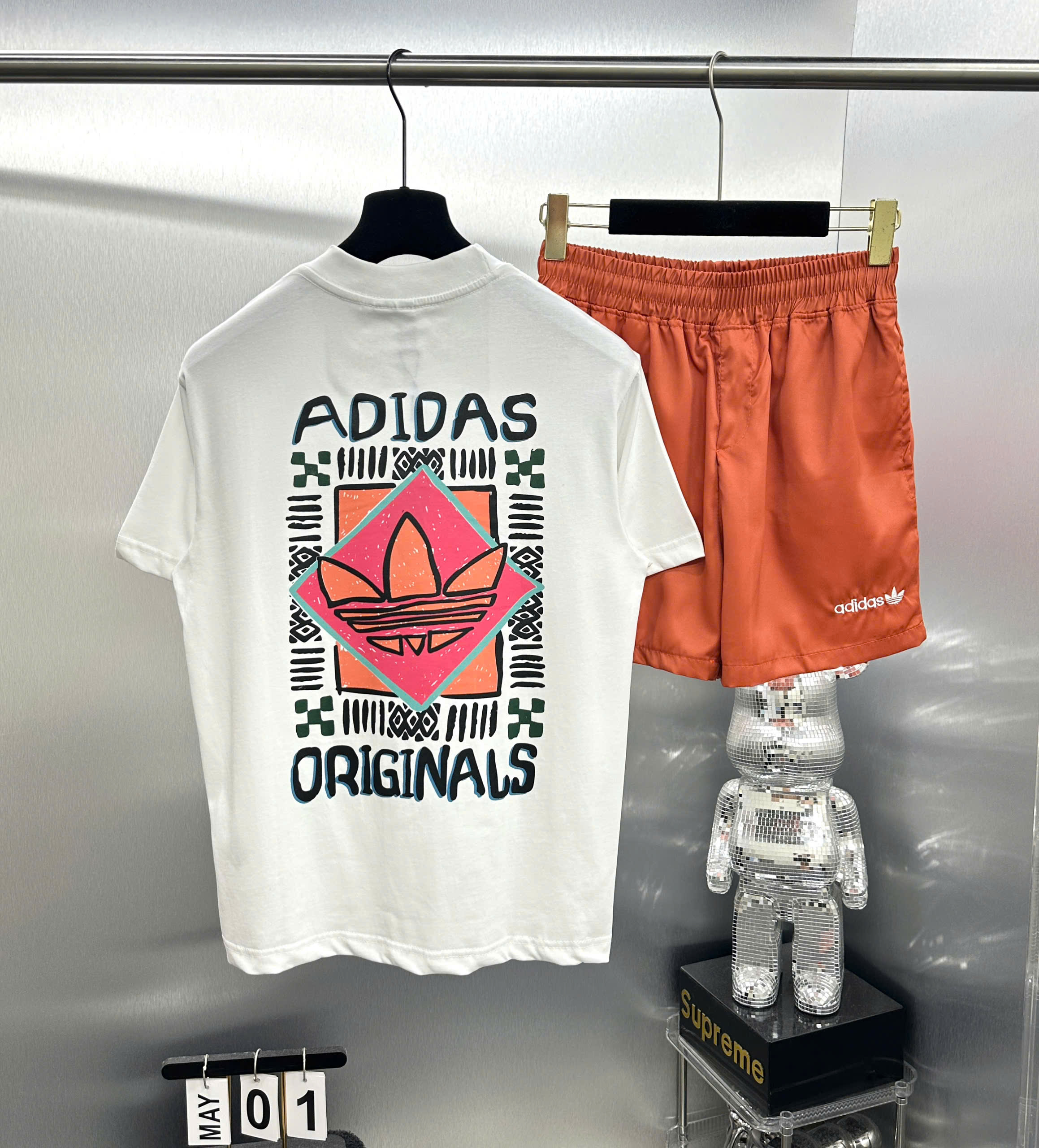 Bộ, set hè Adidas A logo chữ thêu ngực họa tiết lưng Like Auth NV