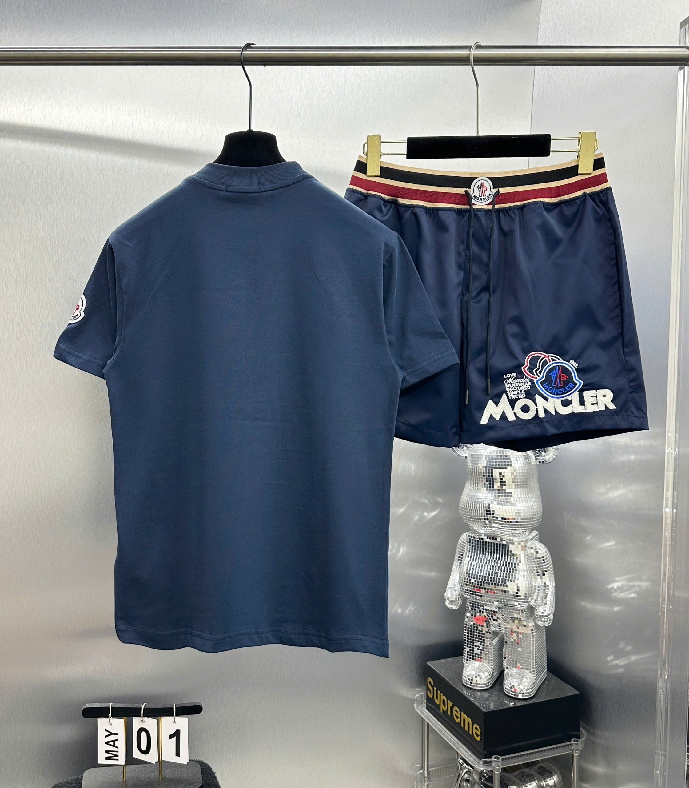 Bộ, set hè Moncler logo chữ thêu Like Auth NV