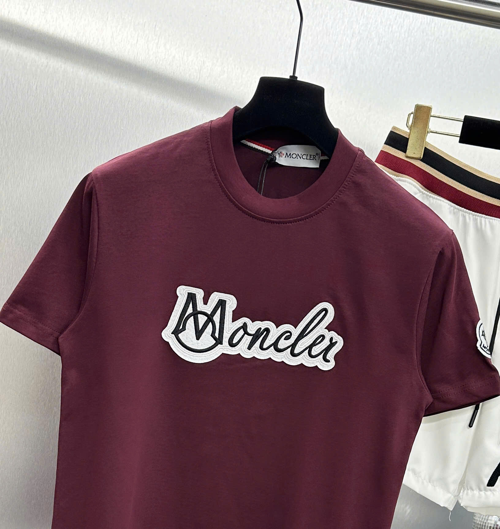 Bộ, set hè Moncler logo chữ thêu Like Auth NV