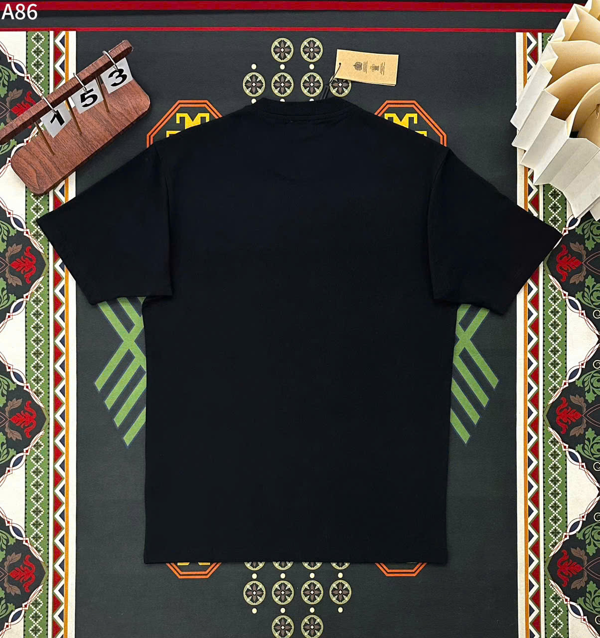 Áo phông T-shirt Burberry BBR London logo chữ kẻ sọc thêu nổi Like Auth LK