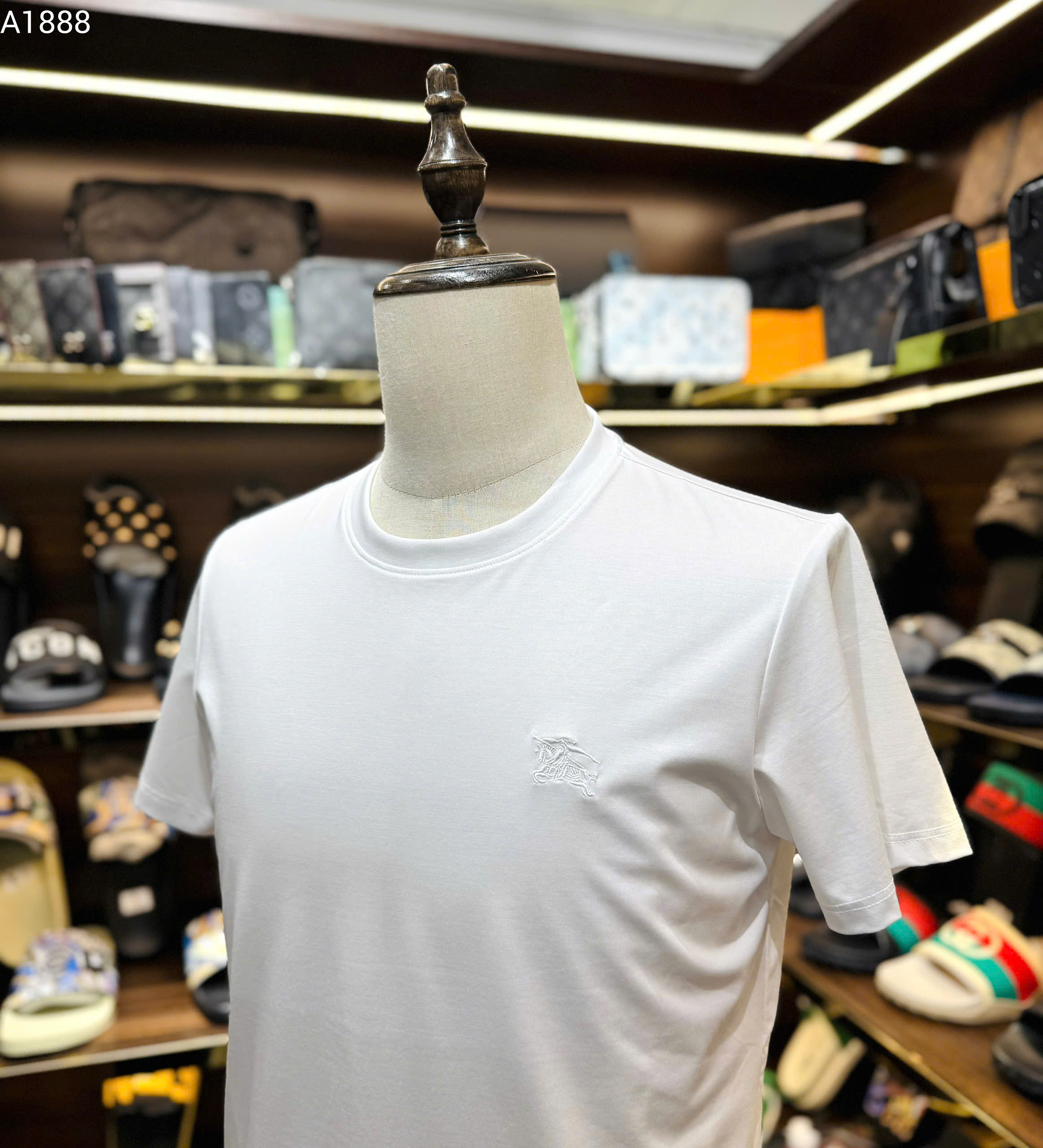 Áo phông T-shirt Burberry BBR logo thêu ngực basic Like Auth MK