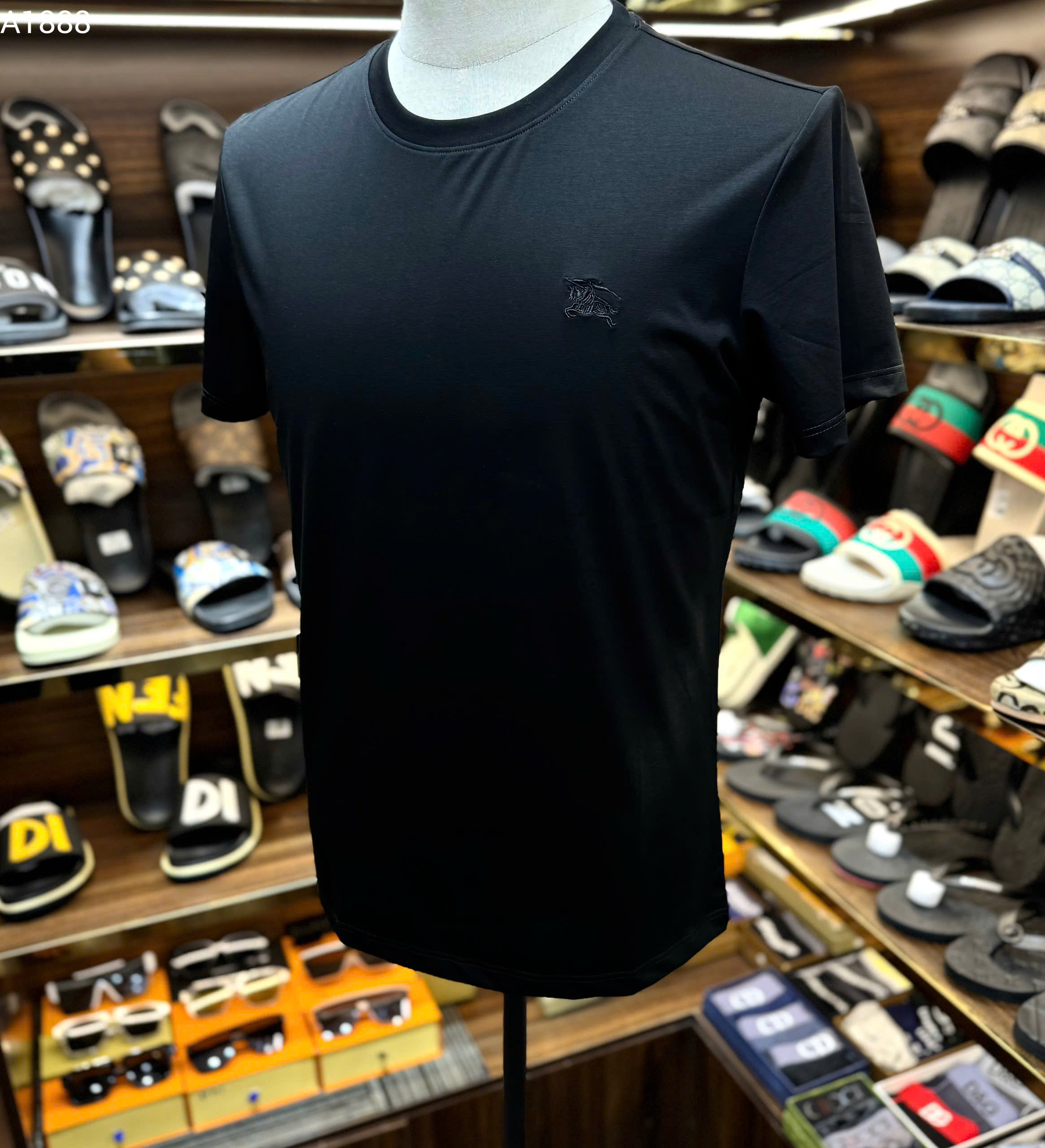 Áo phông T-shirt Burberry BBR logo thêu ngực basic Like Auth MK