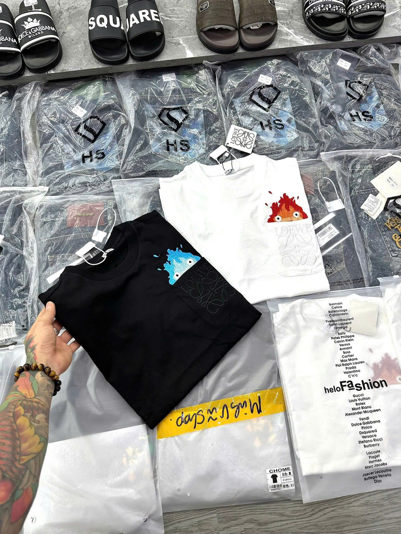 Áo phông T-shirt Loewe logo chữ ngọn lửa thêu ngực Like Auth NV