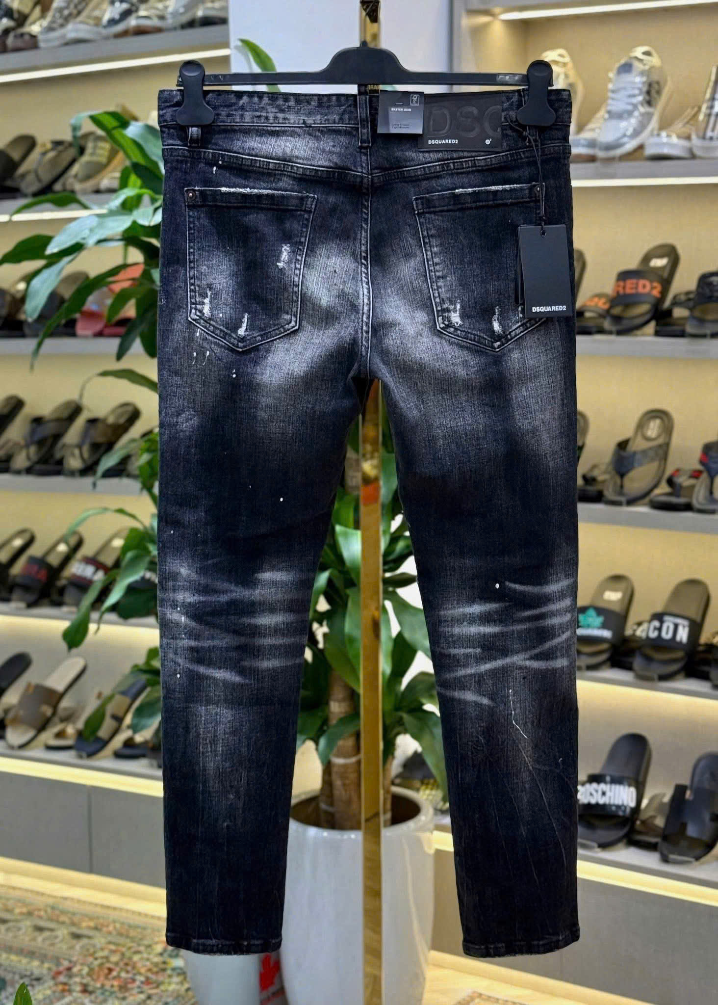 Quần jean Dsquared2 DSQ2 Đen rách mài vá loang Trắng Like Auth NV