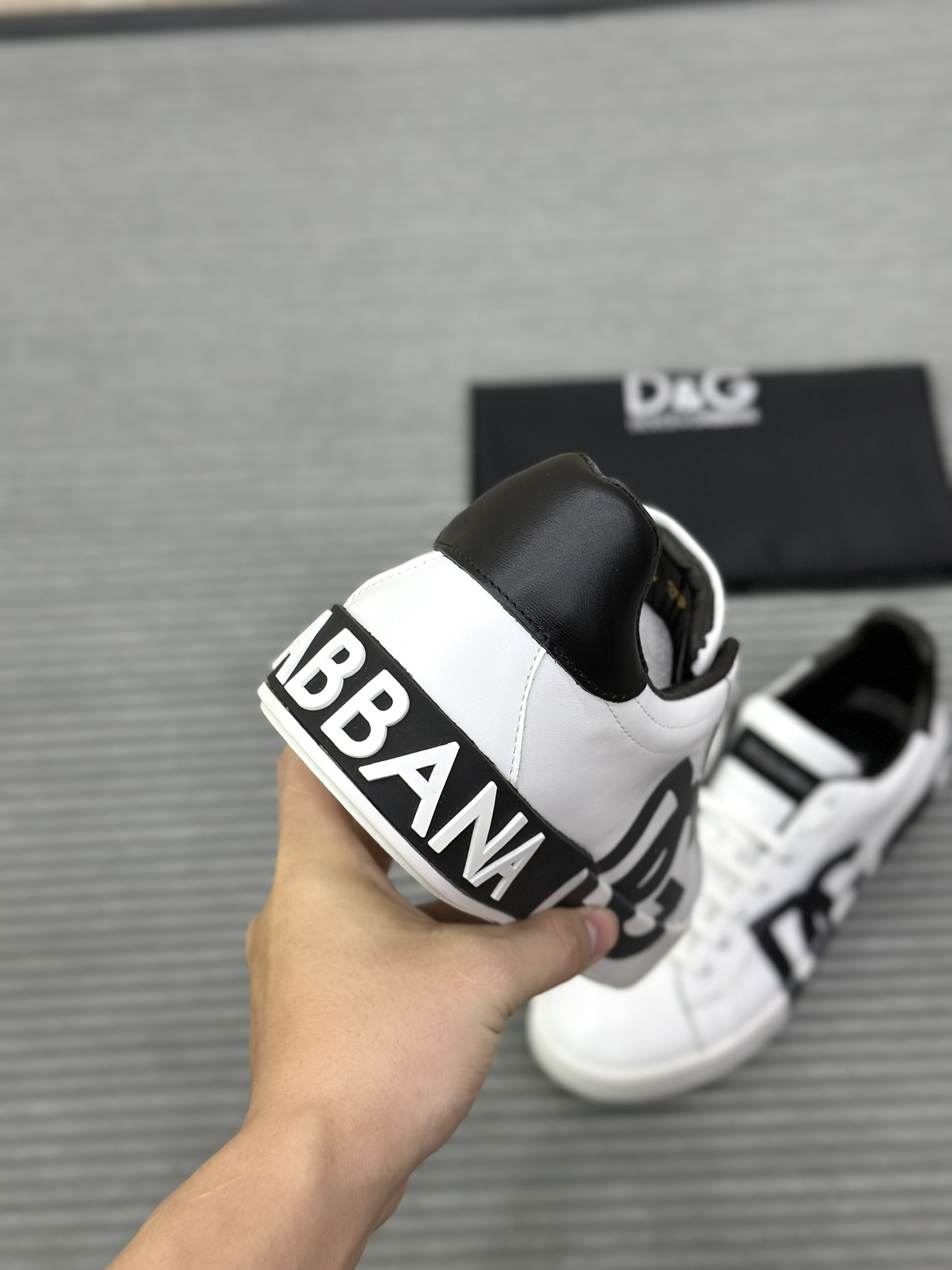 Giày sneaker Dolce Gabbana Trắng phối Đen Like Auth fullbox VTN