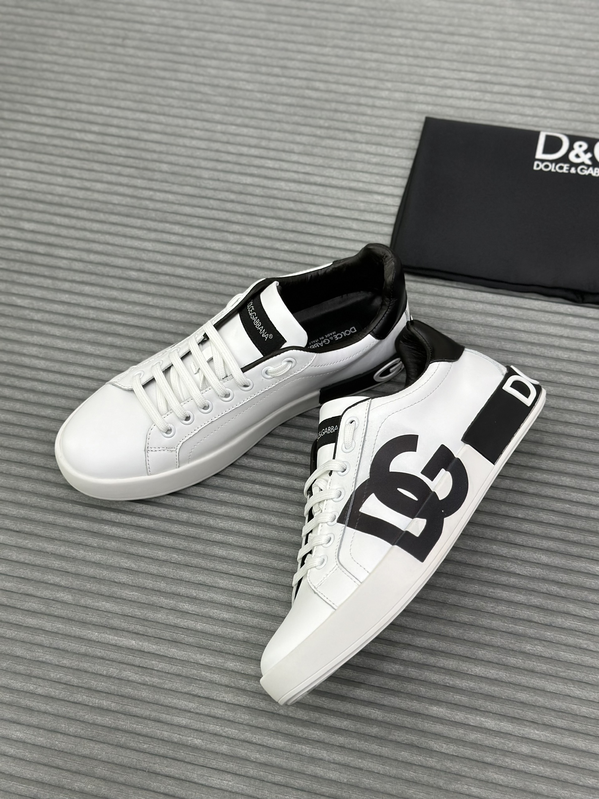 Giày sneaker Dolce Gabbana Trắng phối Đen Like Auth fullbox VTN