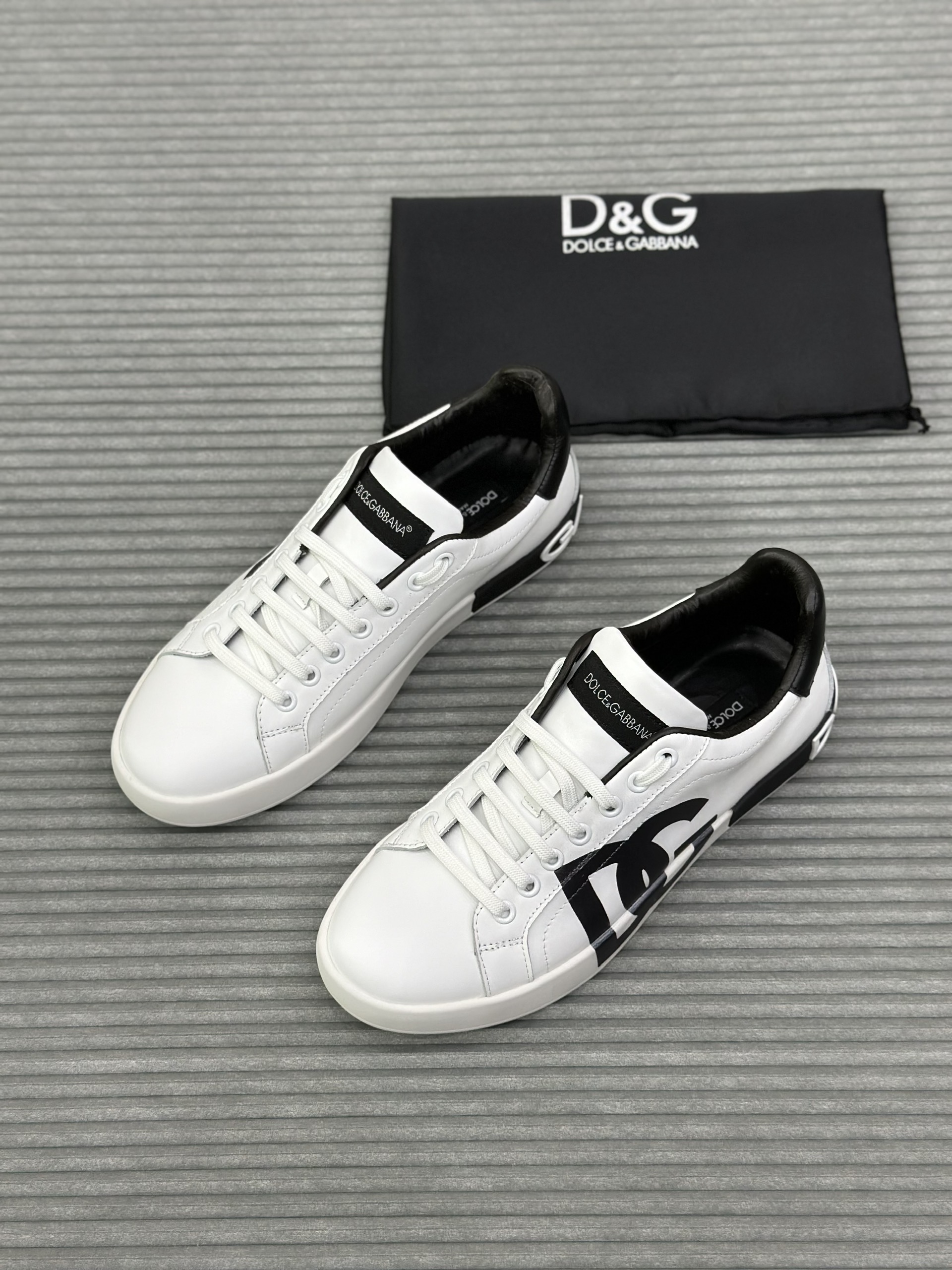 Giày sneaker Dolce Gabbana Trắng phối Đen Like Auth fullbox VTN