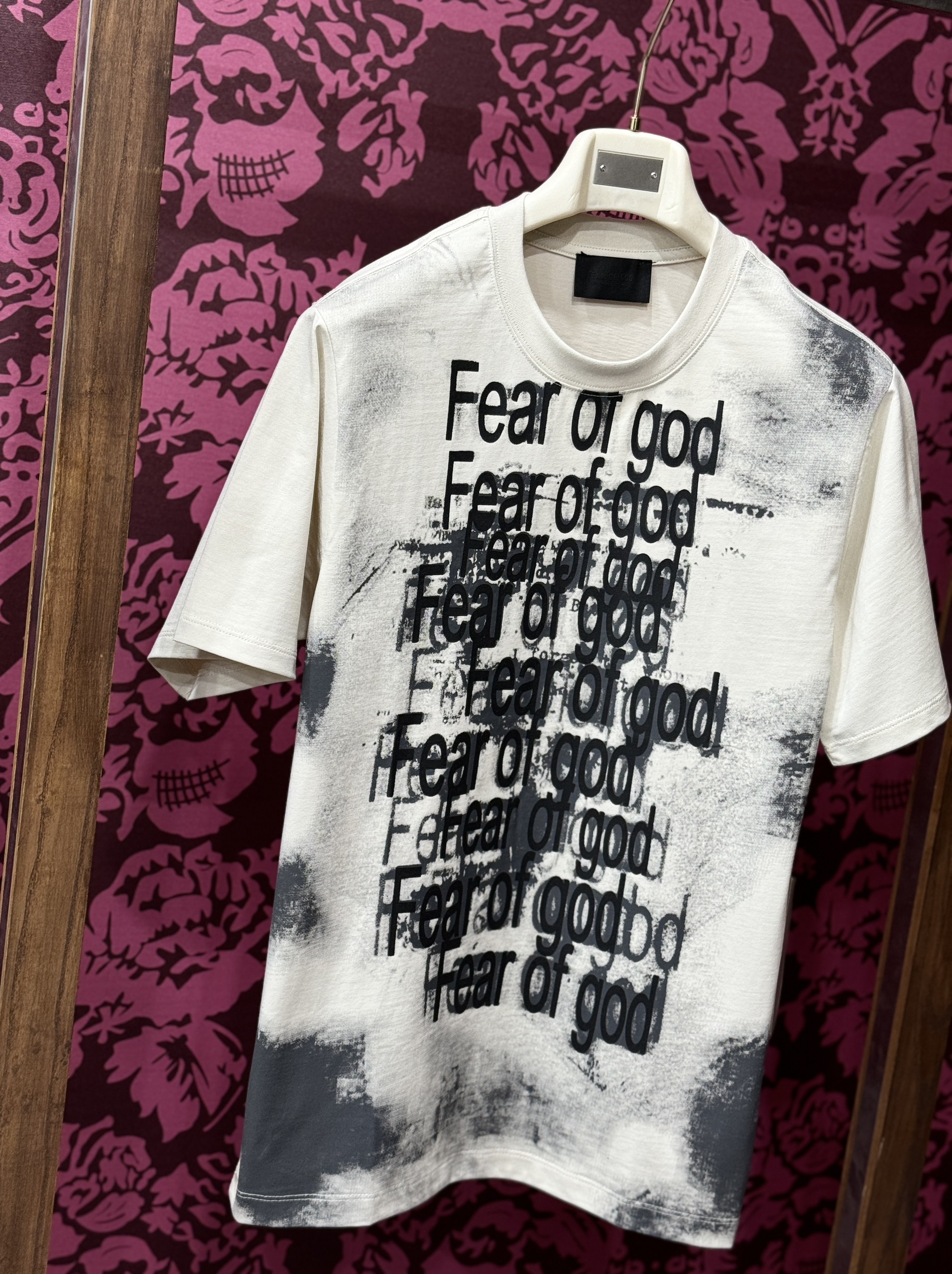 Áo phông T-shirt Essentials loang màu họa tiết chữ Like Auth CD