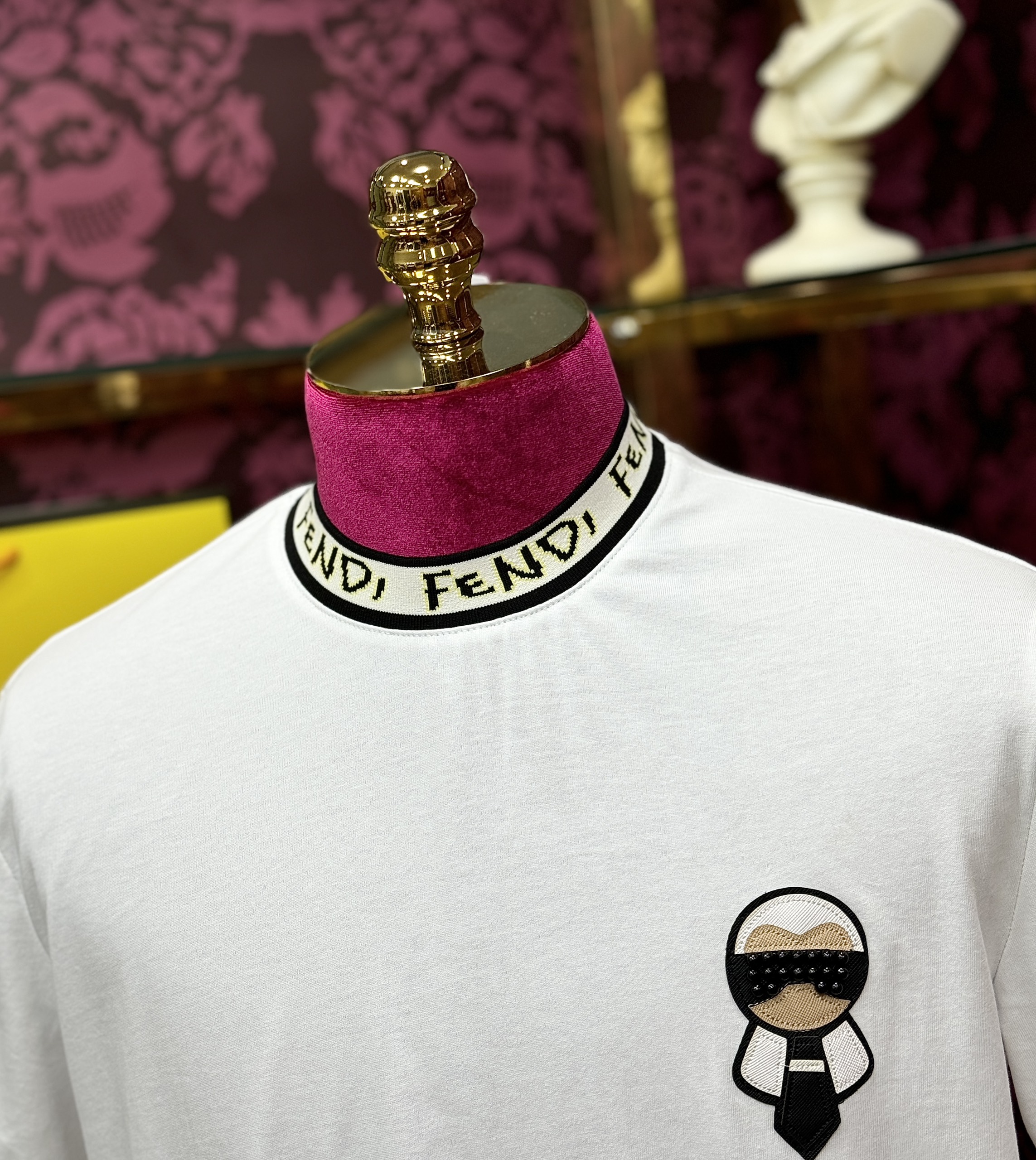 Áo phông T-shirt Fendi FF logo thêu ngực cạp phối cổ Like Auth CD