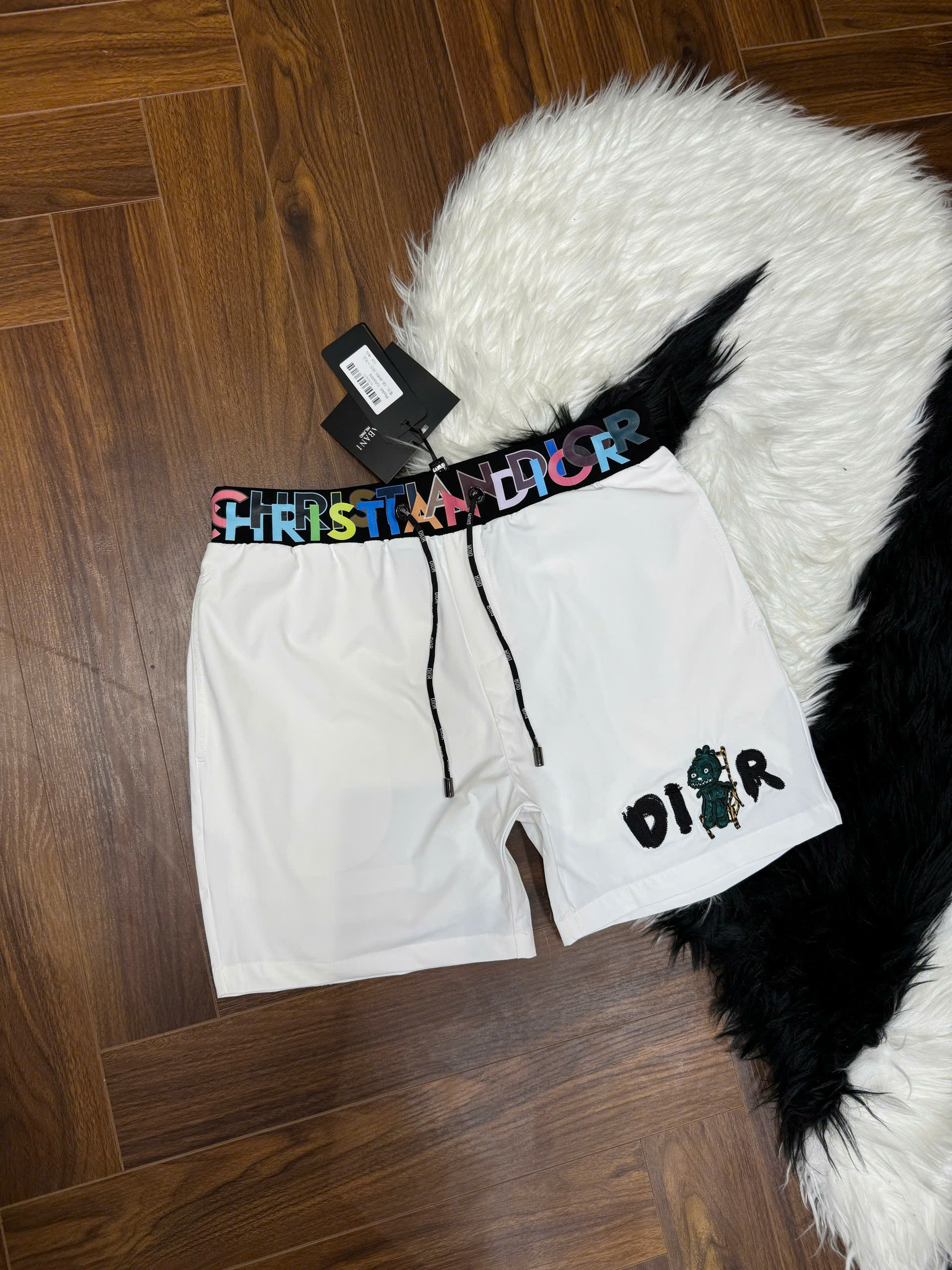 Quần short Dior CD logo chữ thêu đùi check cạp màu sắc Like Auth CD