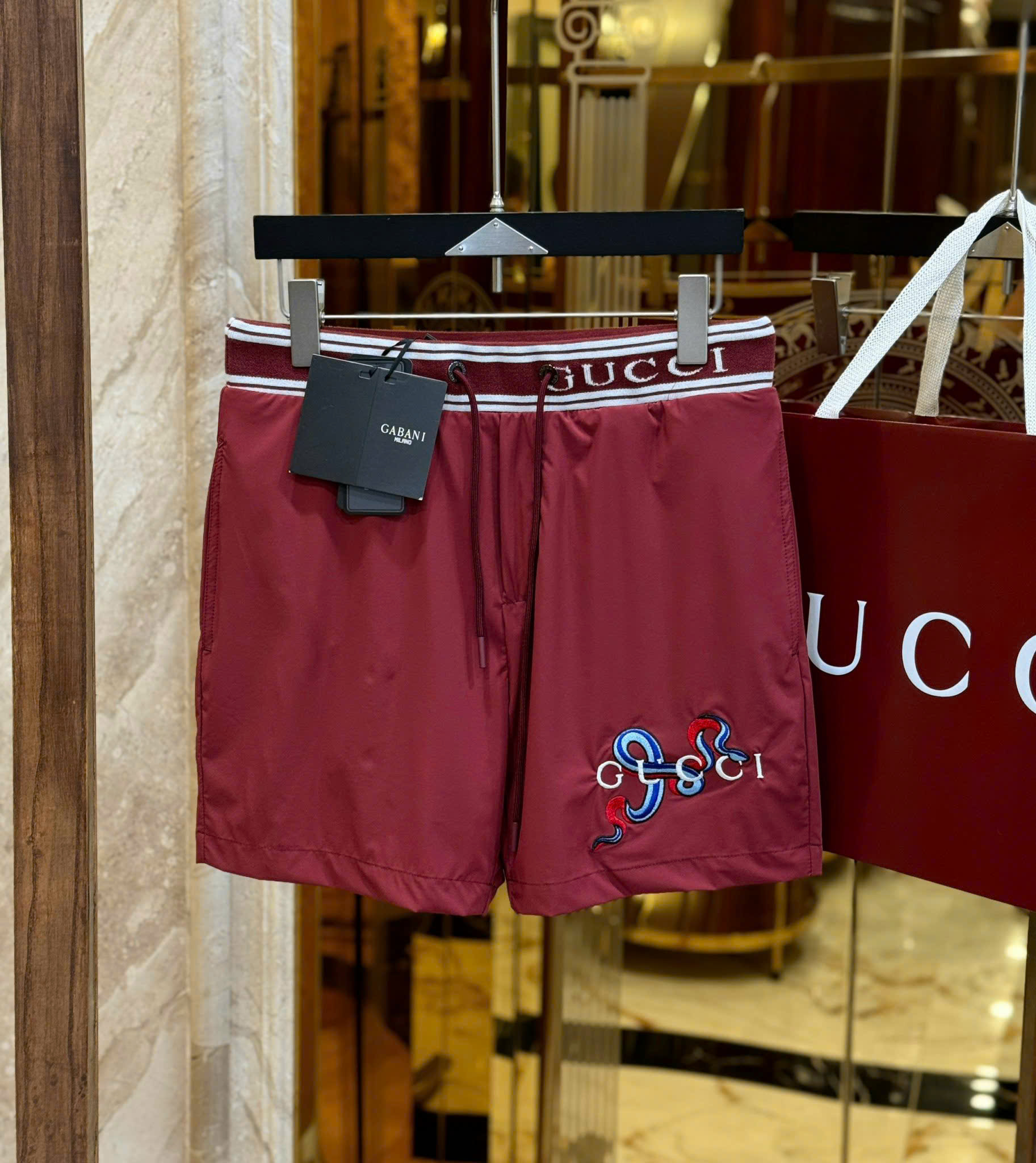 Quần short gió Gucci GC logo chữ lồng Rắn thêu nổi đùi check cạp Like Auth CD