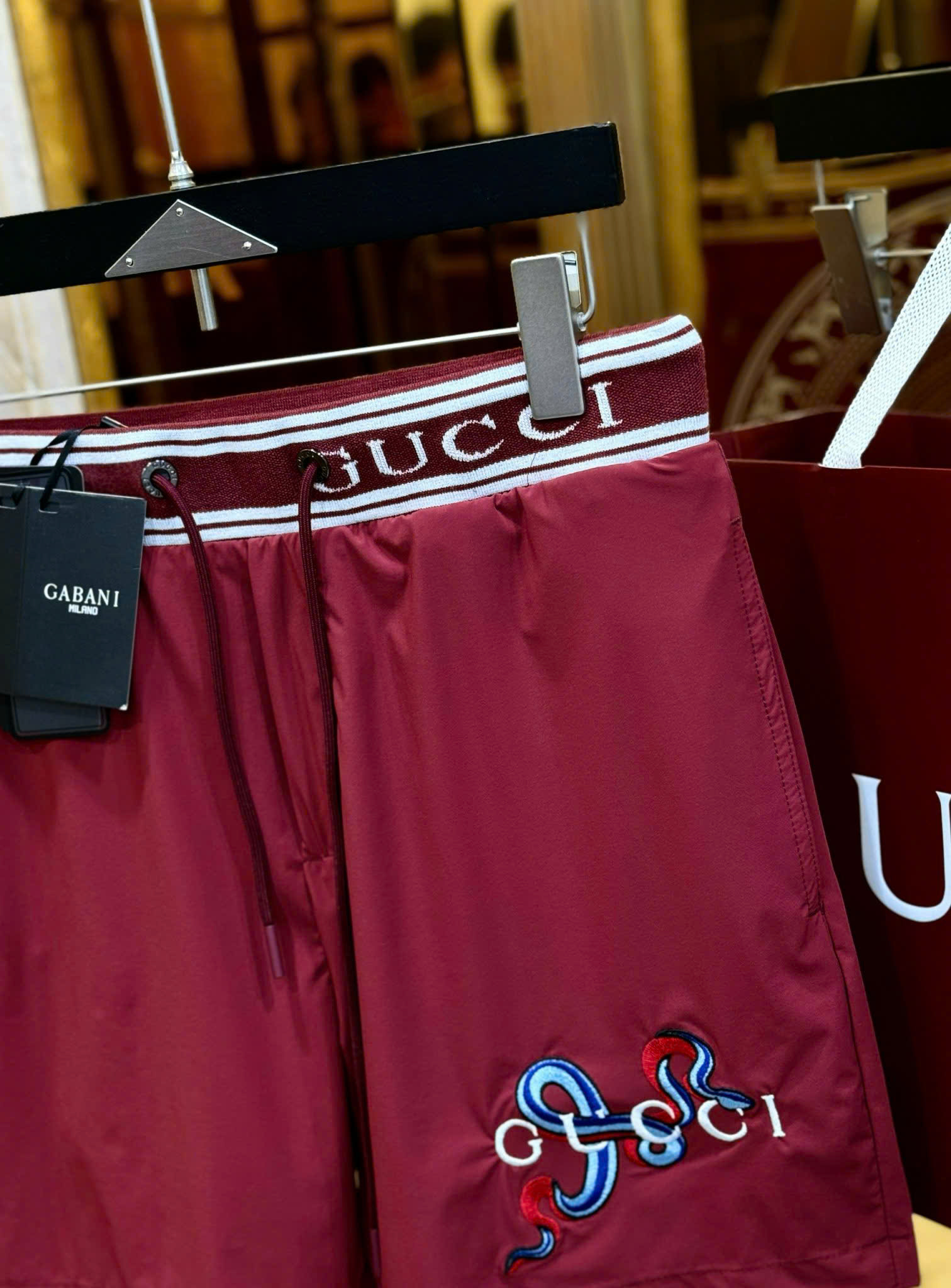 Quần short gió Gucci GC logo chữ lồng Rắn thêu nổi đùi check cạp Like Auth CD