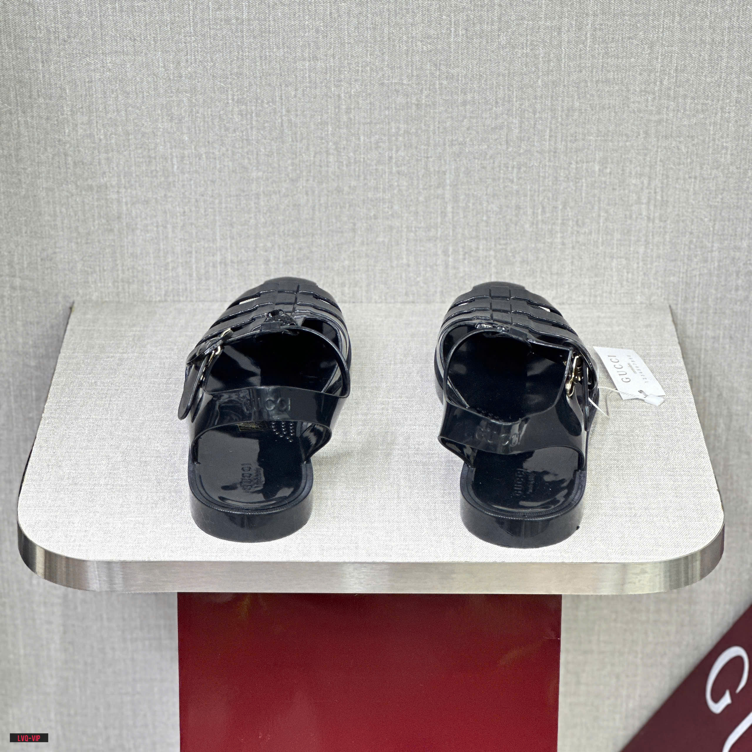 Dép sandal rọ Gucci GC Đen bóng logo Đen Like Auth fullbox LVQ