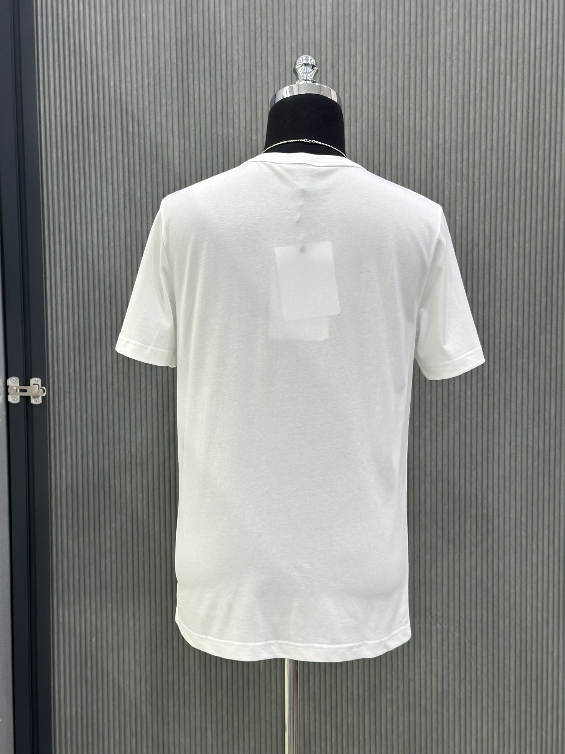 Áo phông T-shirt Moncler M Trắng túi ngực Like Auth VTN