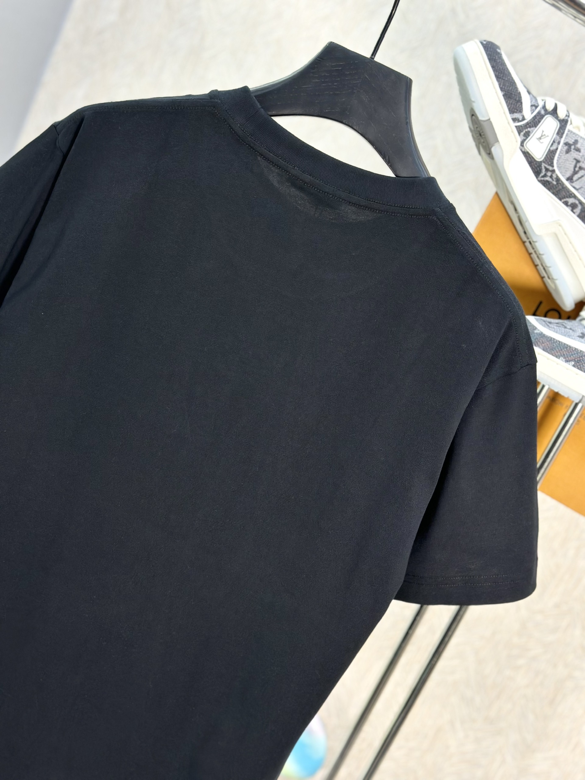 Áo phông T-shirt Chrome Heart CH logo chữ nổi đính đá Like Auth on web VTN