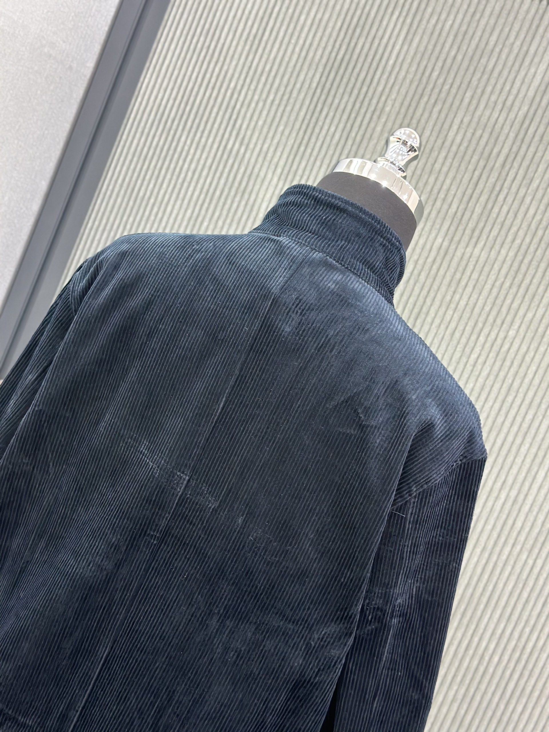 Áo khoác nhung Polo Xanh than logo Đỏ thêu Like Auth VTN