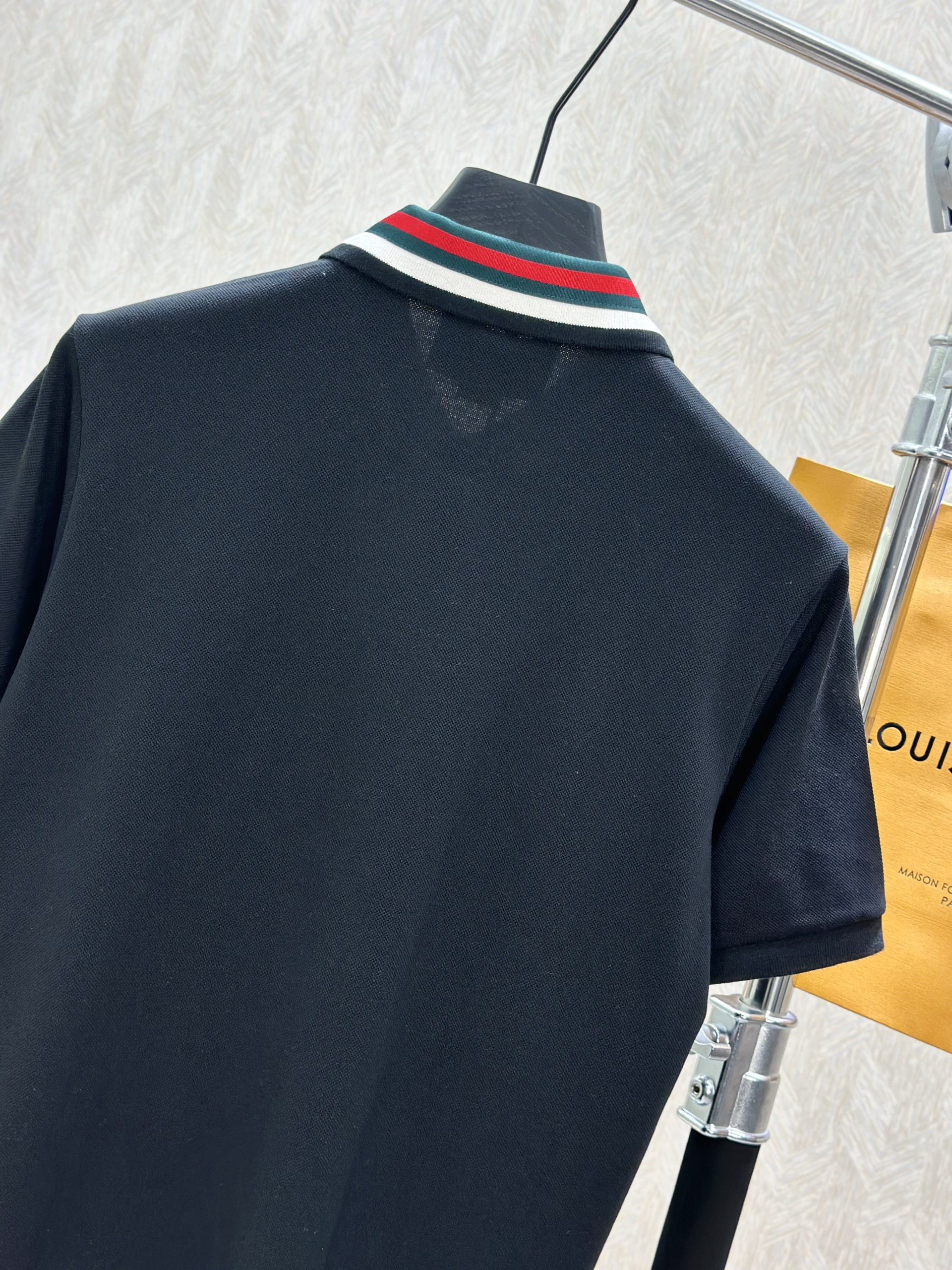 Áo polo Gucci GC trơn phối cổ kẻ sọc Xanh Đỏ logo mặt hổ Like Auth 1-1 on web VTN