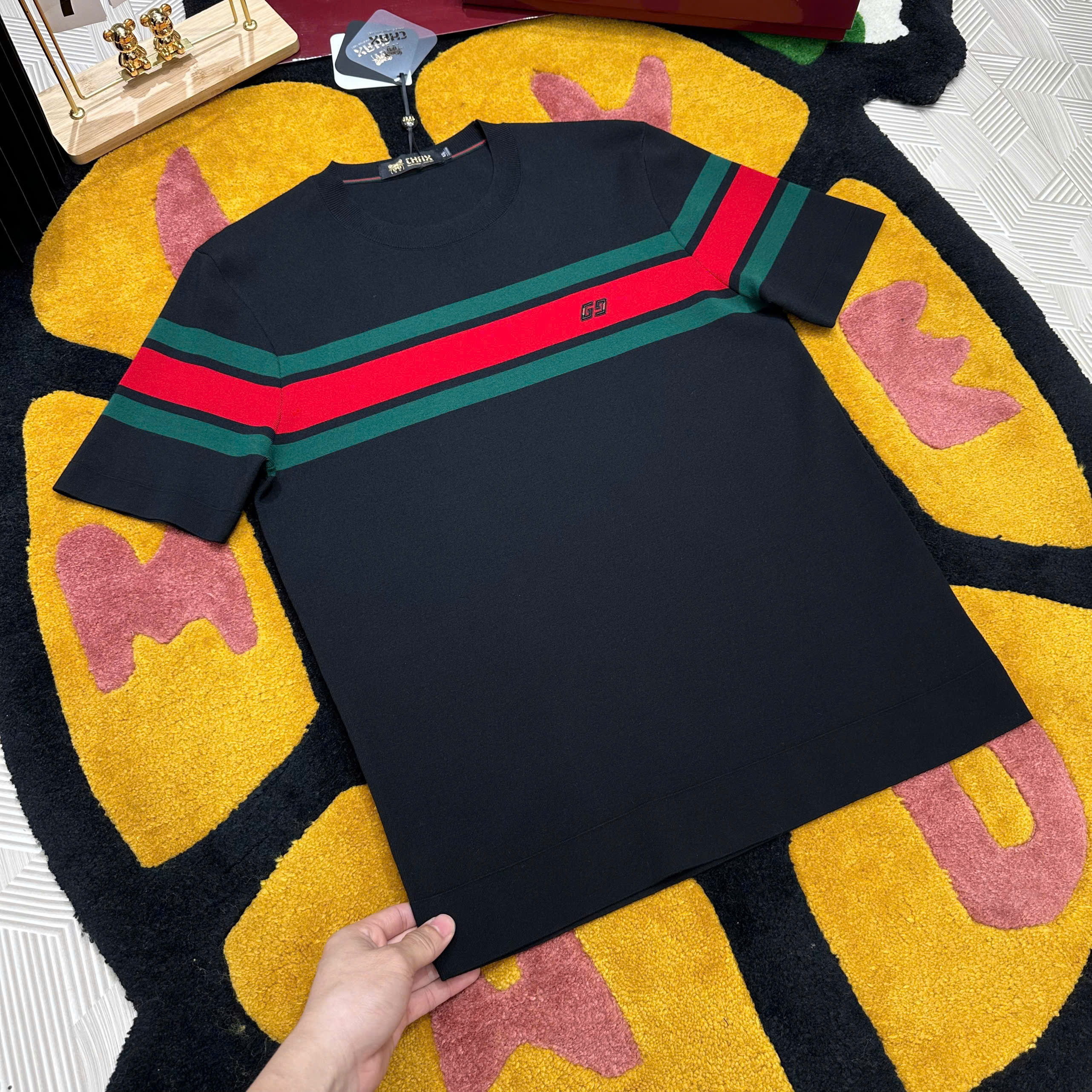 Áo phông T-shirt Gucci GC Đen kẻ sọc ngang Xanh Đỏ Like Auth MK