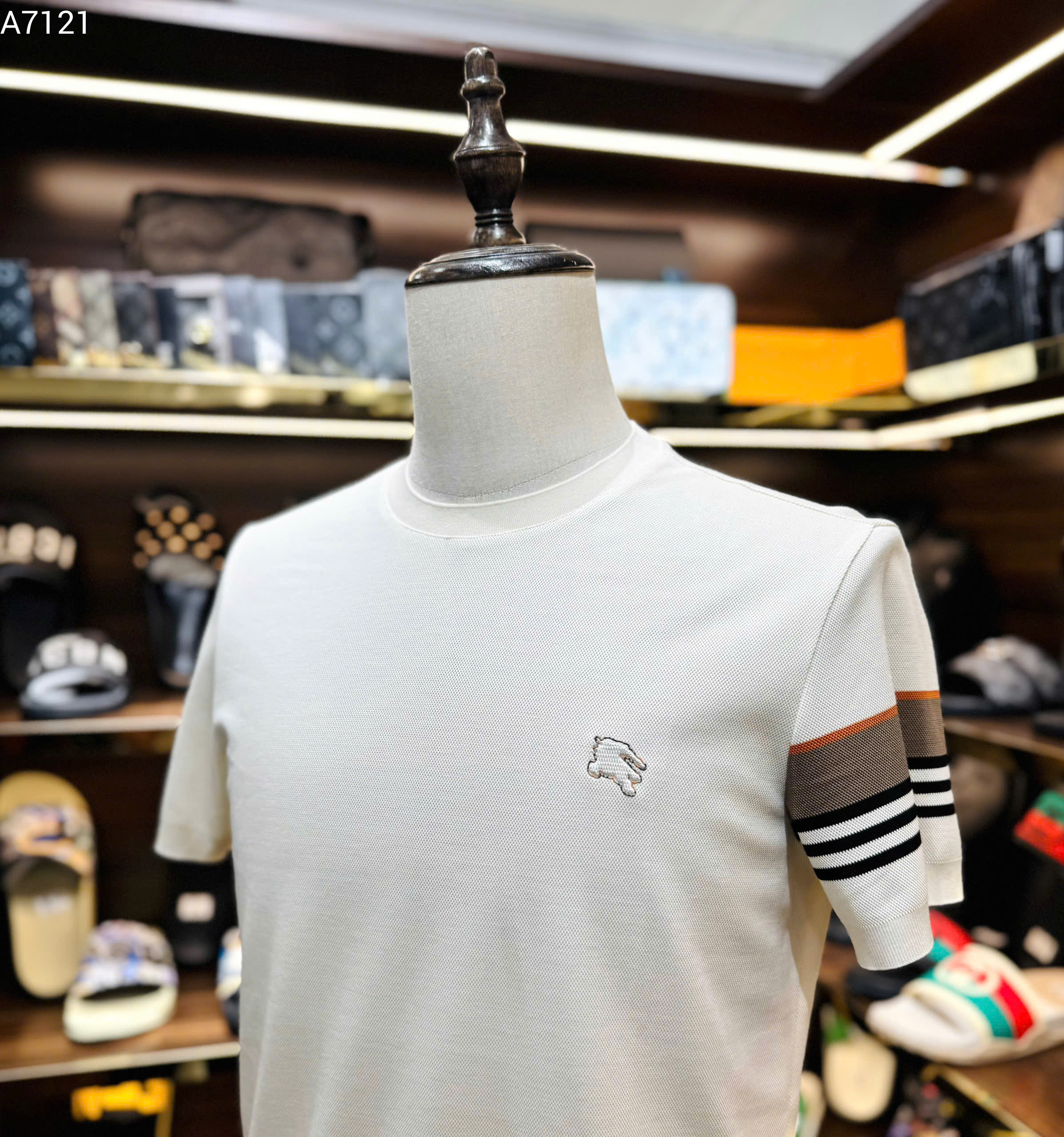 Áo phông T-shirt Burberry BBR logo ngựa ngực phối kẻ sọc tay Like Auth MK