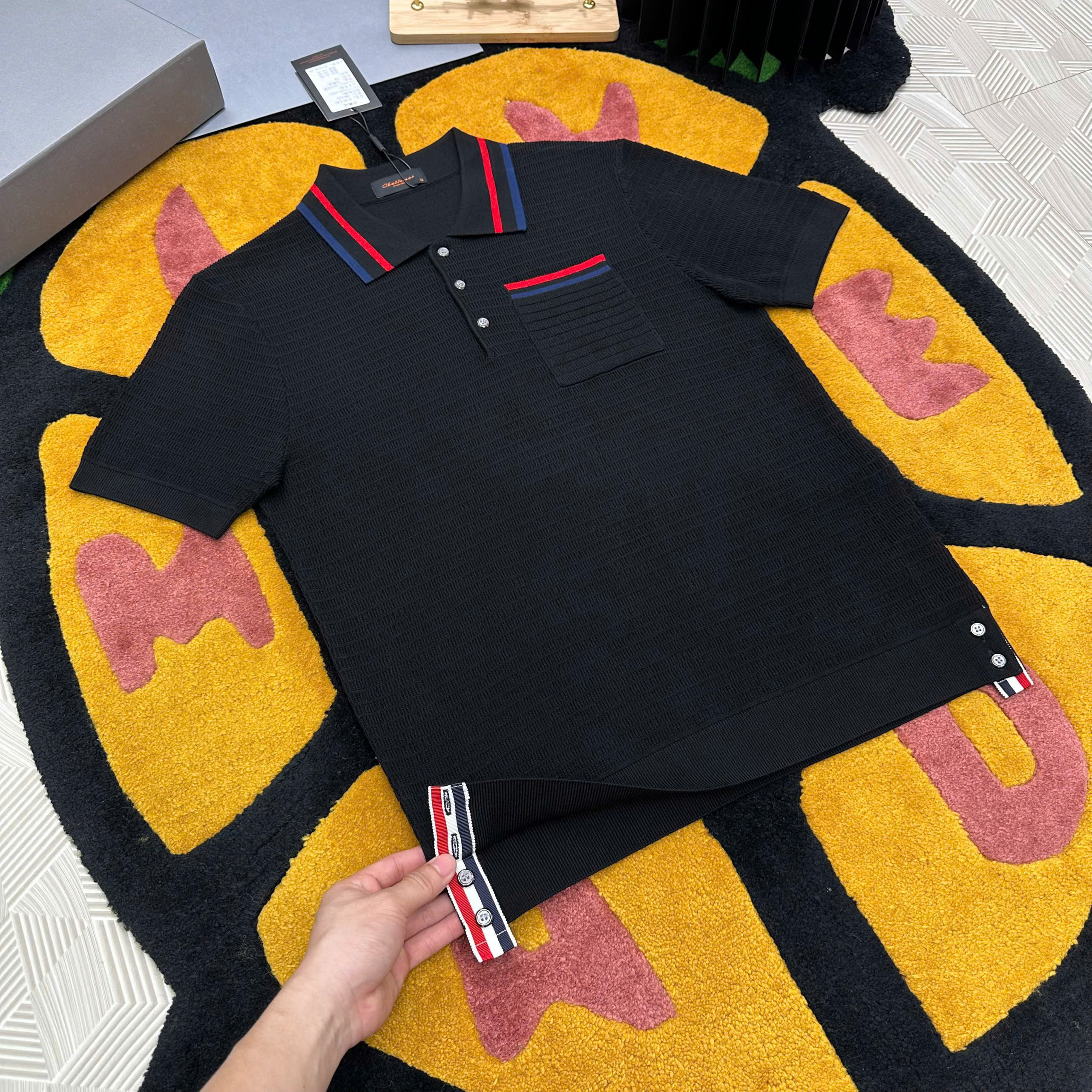 Áo polo len Thom Browne TB Đen kẻ sọc Đỏ Xanh Like Auth MK