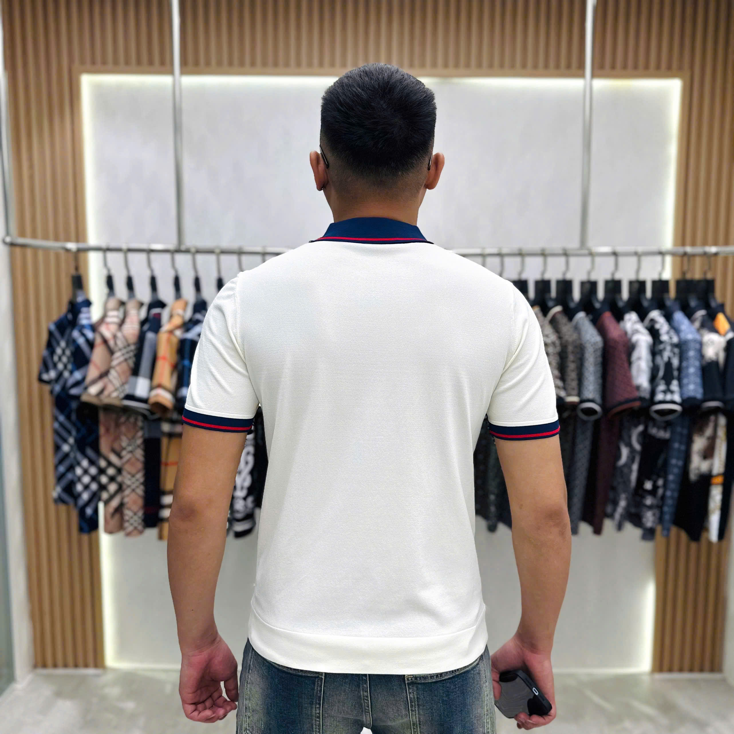 Áo polo Dior CD Trắng phối kẻ Xanh Đỏ viền logo tròn thêu ngực Like Auth MK