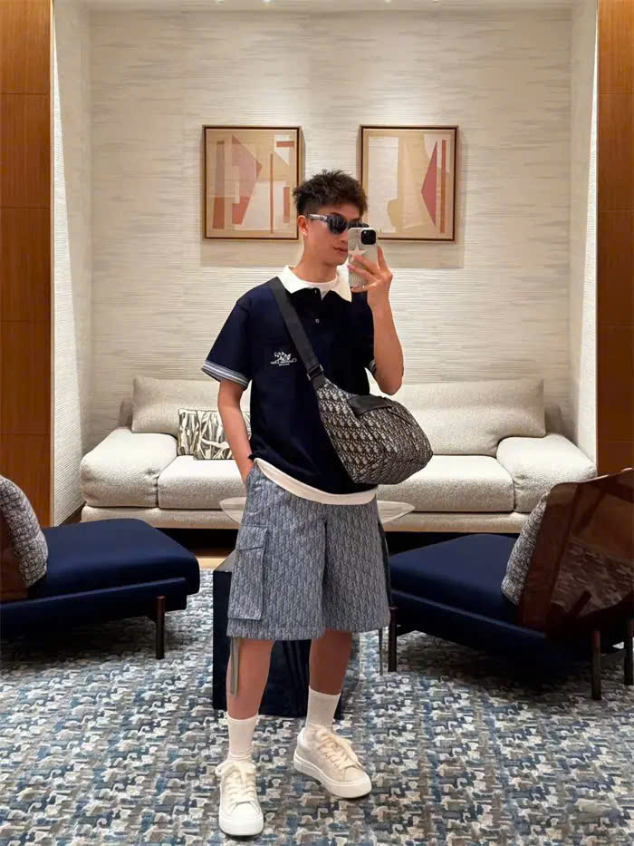 Áo polo Dior CD Xanh than phối Trắng logo chữ cành hoa thêu túi ngực Like Auth MK