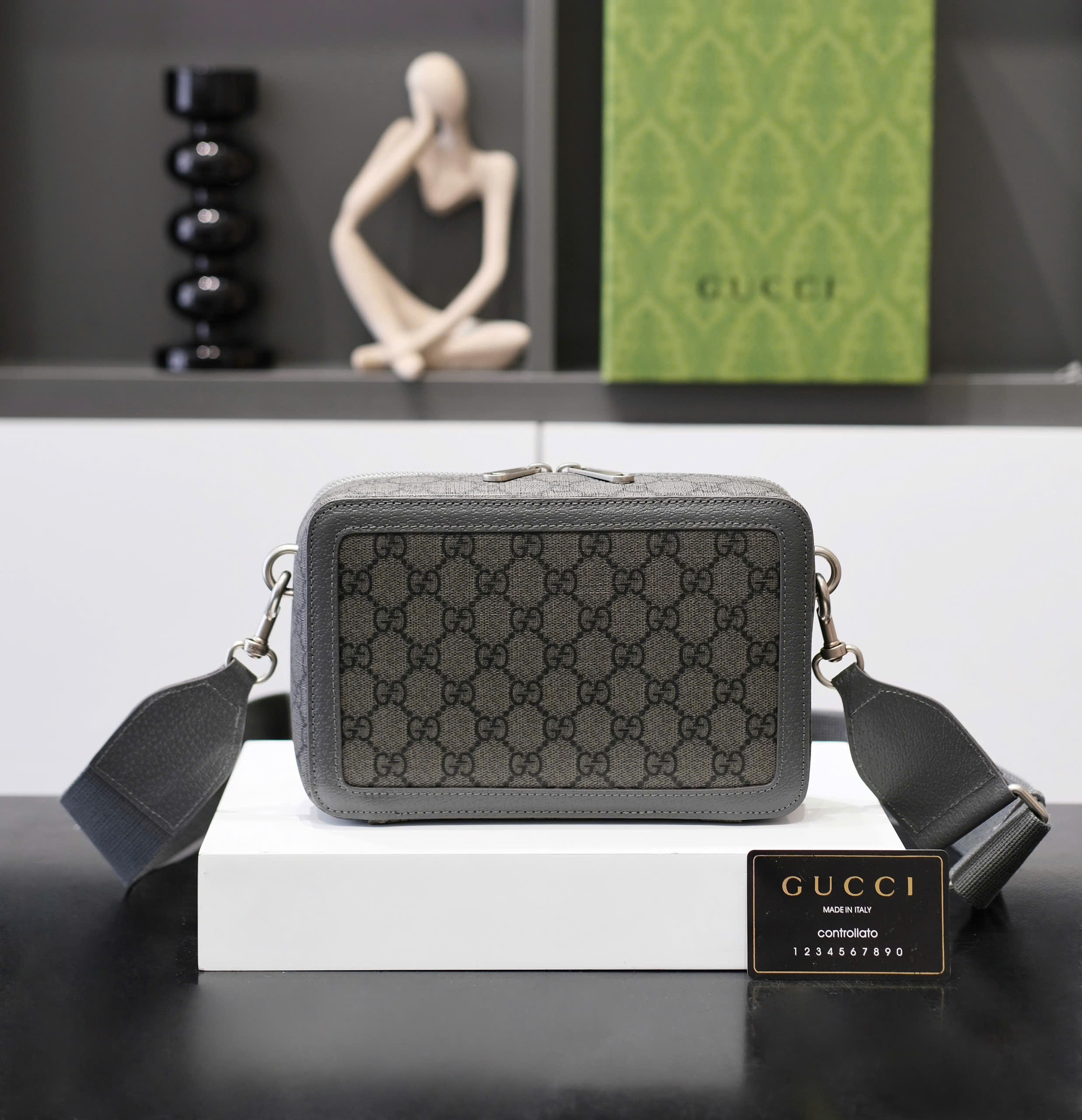 Túi vuông đeo chéo Gucci GC Xám họa tiết monogram Like Auth fullbox DDT