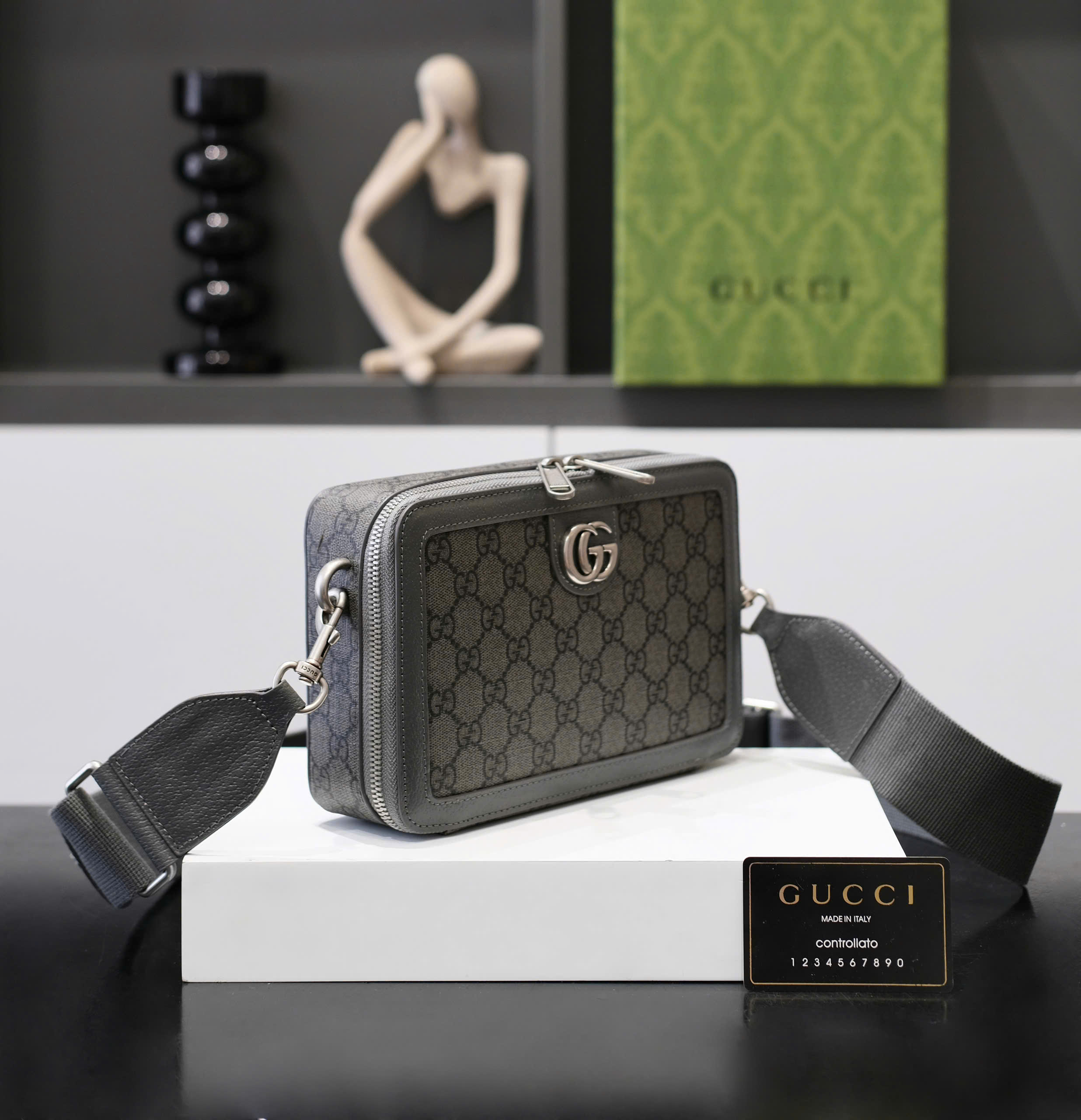 Túi vuông đeo chéo Gucci GC Xám họa tiết monogram Like Auth fullbox DDT