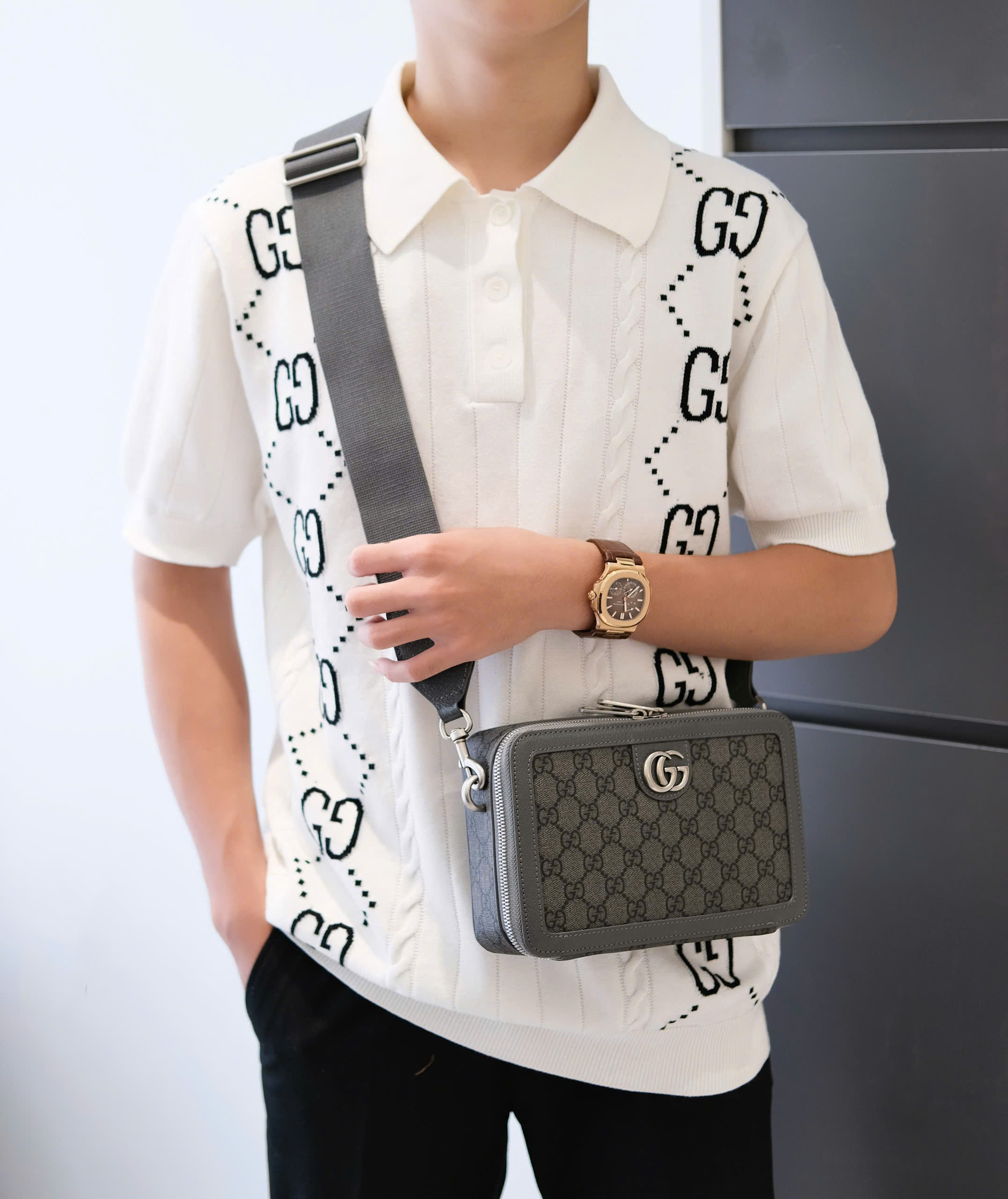 Túi vuông đeo chéo Gucci GC Xám họa tiết monogram Like Auth fullbox DDT