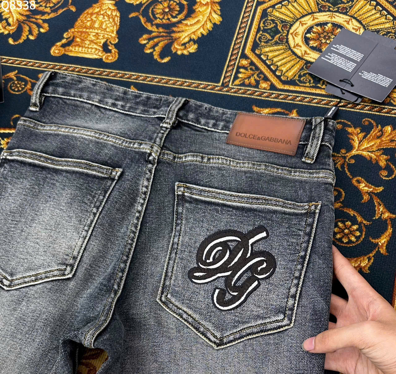 Quần jean Dolce Gabbana DG Xanh bạc logo túi sau tem Nâu cạp Like Auth LK