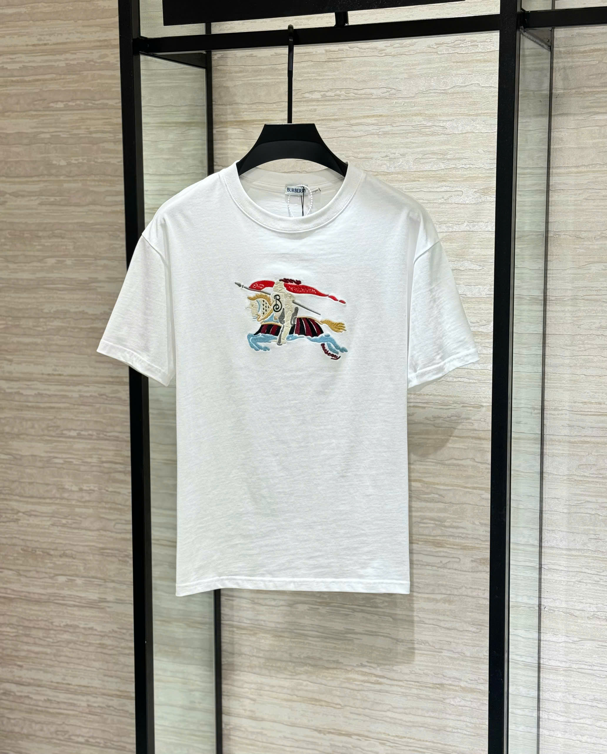Áo phông T-shirt Burberry BBR Trắng logo ngựa màu sắc thêu ngực Like Auth DDT