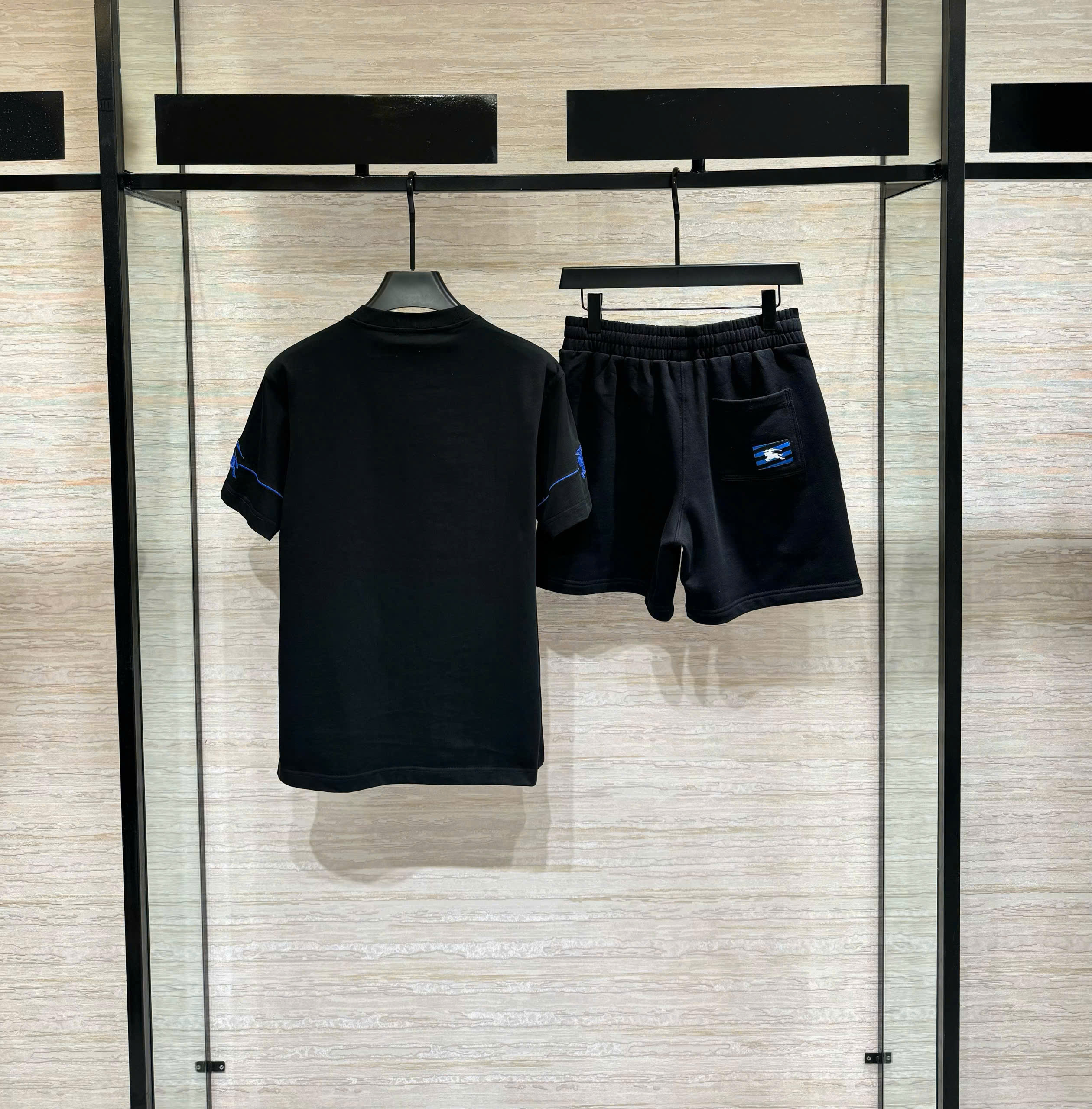 Bộ, set hè Burberry BBR Đen logo ngựa Xanh ngực Like Auth DDT