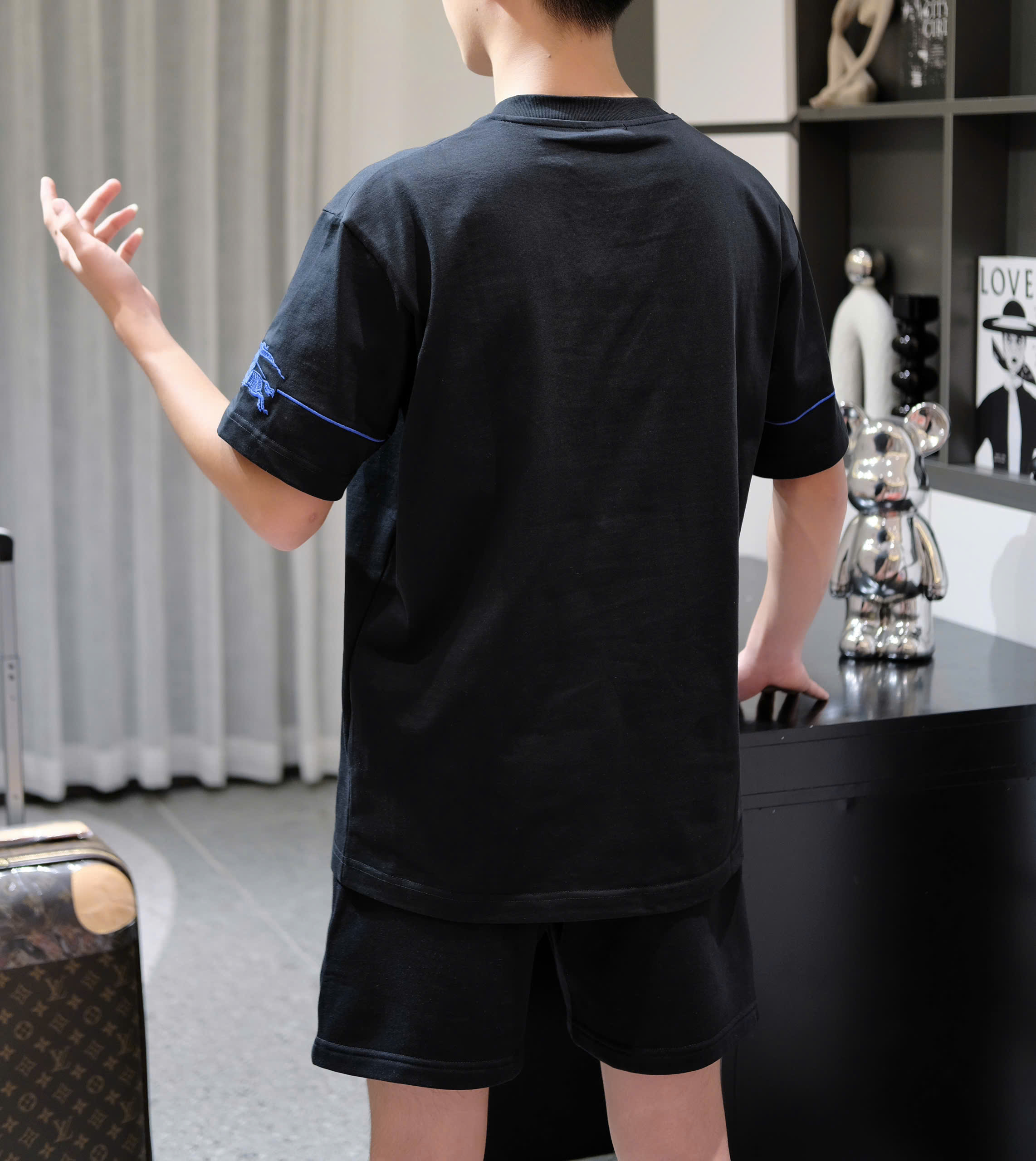 Bộ, set hè Burberry BBR Đen logo ngựa Xanh ngực Like Auth DDT