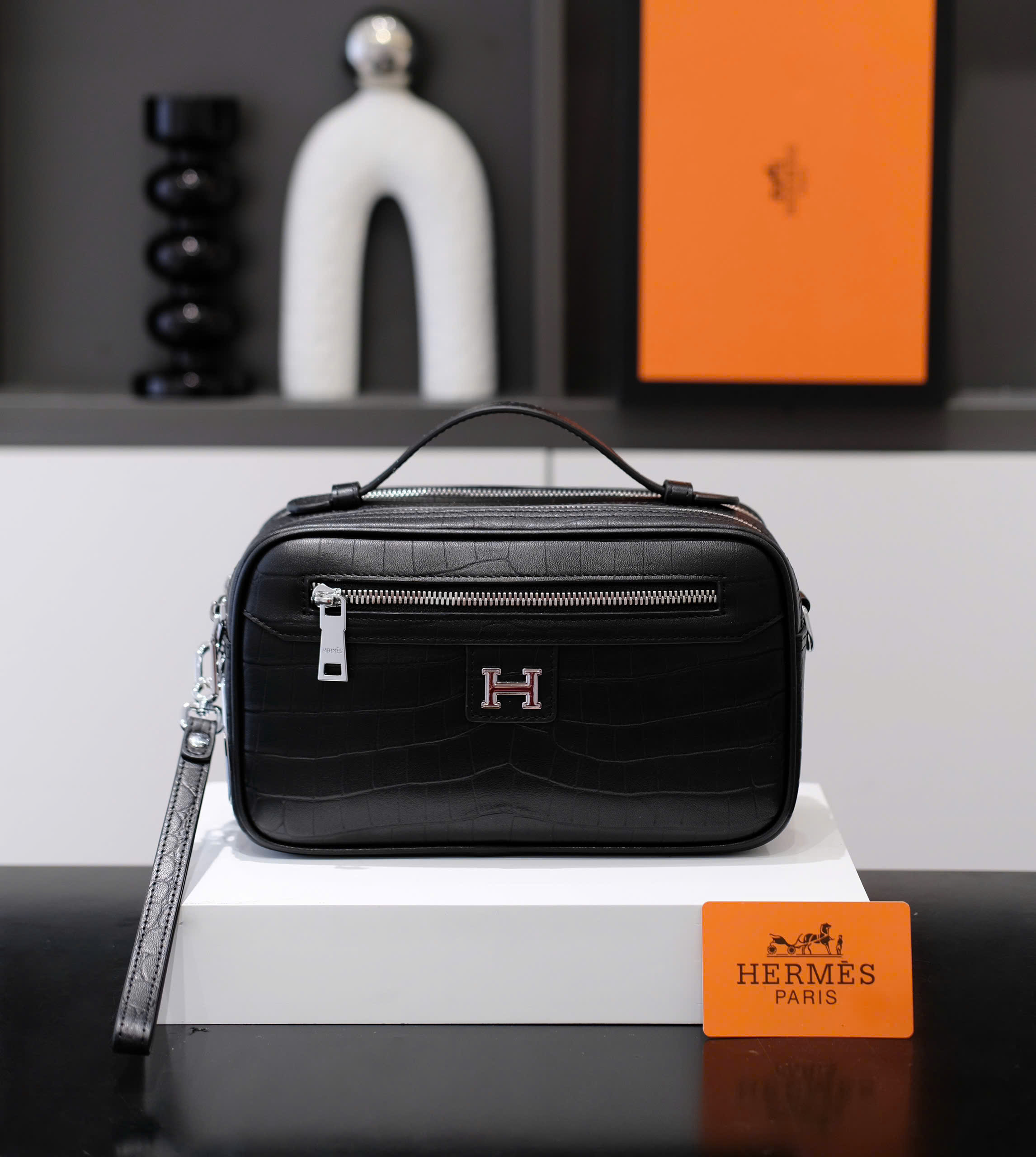 Túi Clutch cầm tay, đeo chéo Hermes HM Đen logo kim loại khóa vân tay size 25x15x10cm Like Auth fullbox DDT