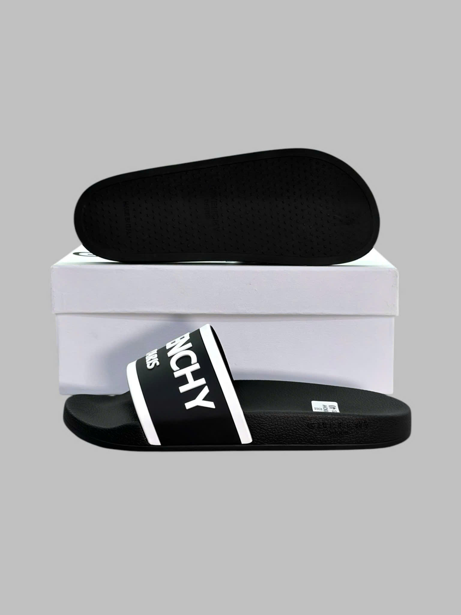 Dép lê quai ngang Givenchy GVC Đen logo chữ Trắng Like Auth fullbox VTN