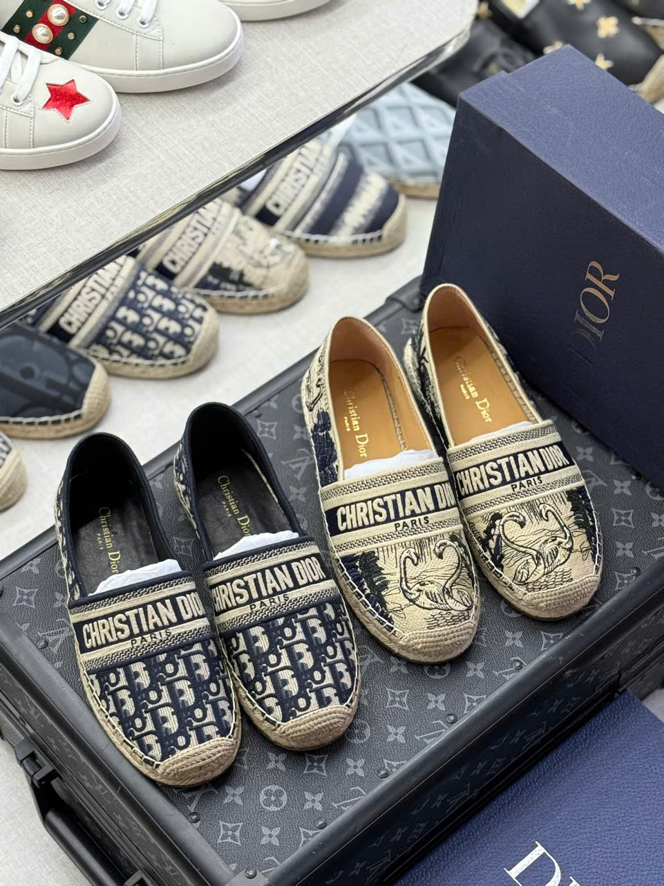 Giày slipon đế cói Dior CD họa tiết thêu Like Auth fullbox MVT