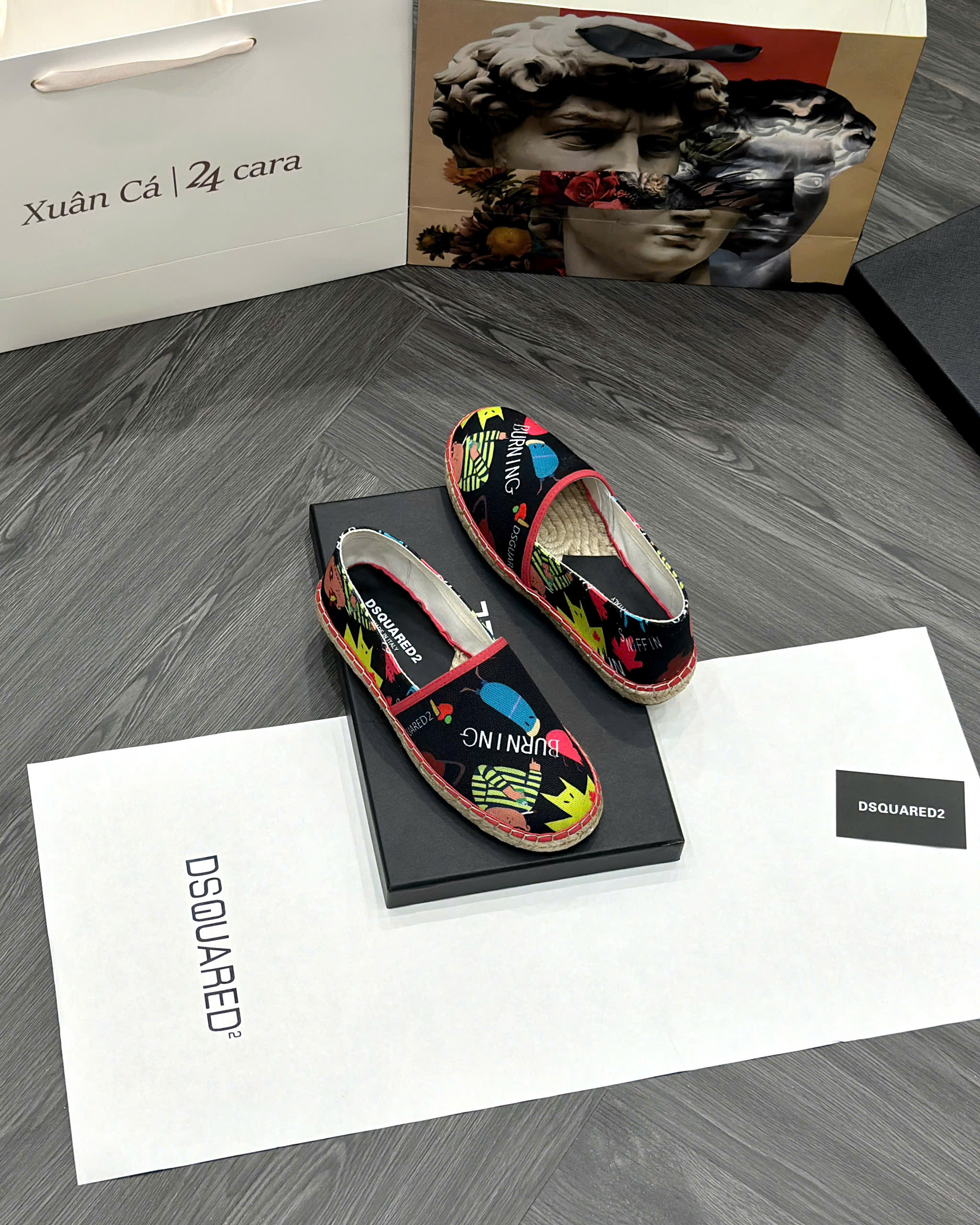 Giày slipon đế cói Dsquared2 DSQ2  họa tiết màu sắc Like Auth fullbox MVT