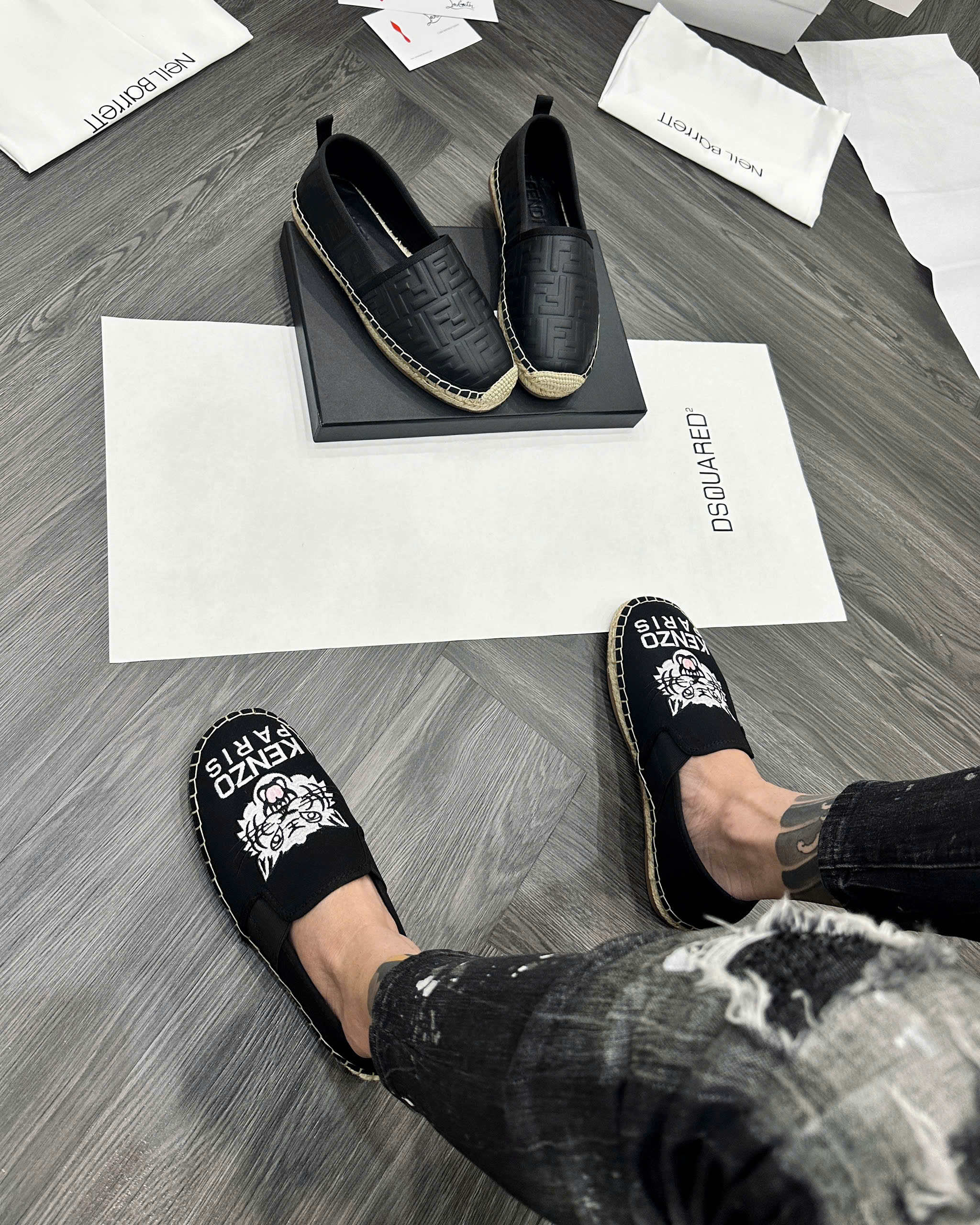 Giày slipon đế cói Kenzo Đen nhung logo mặt Hổ chữ Trắng thêu Like Auth fullbox MVT