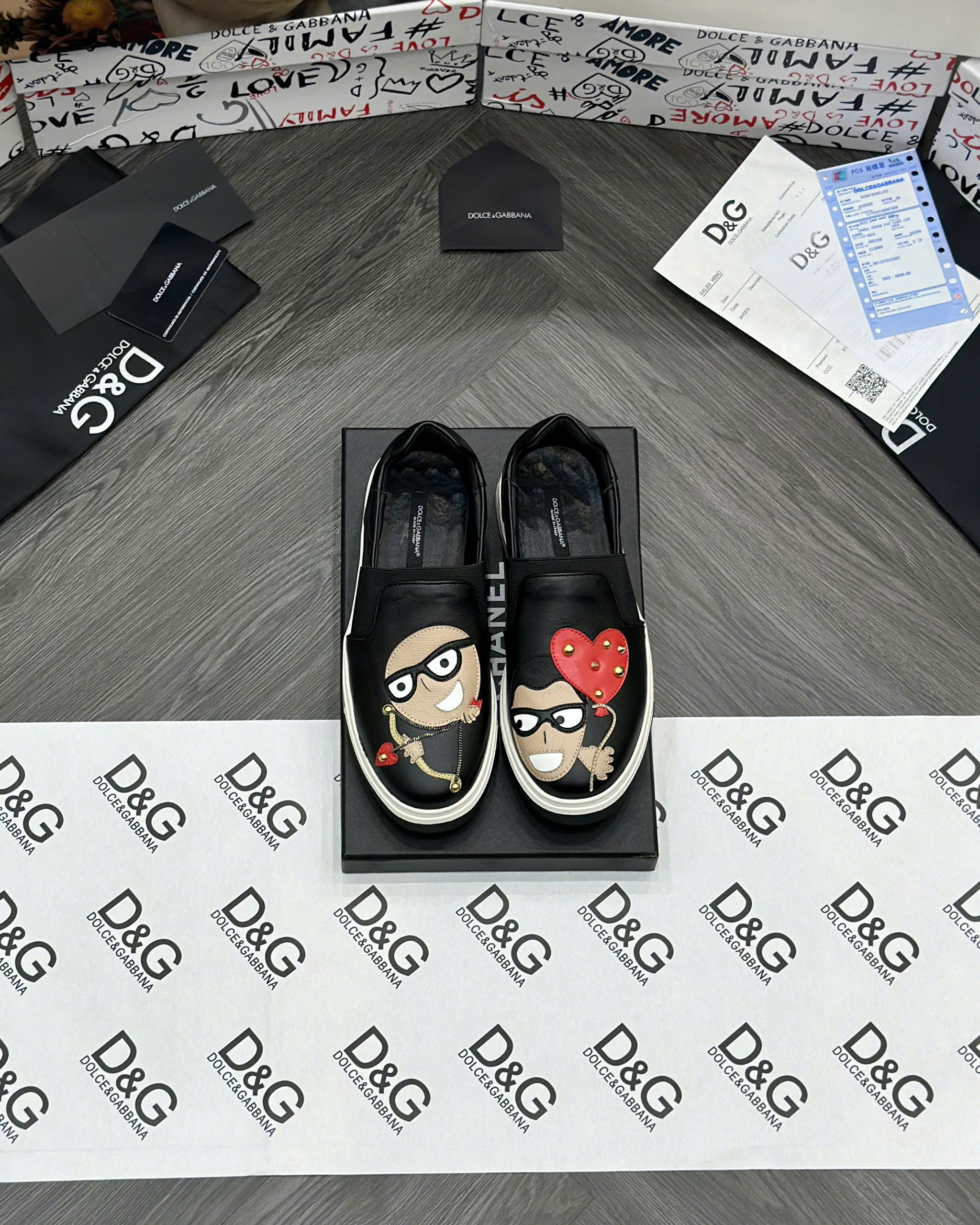 Giày slipon Dolce Gabbana DG Đen mặt người bắn cung trái tim Like Auth fullbox MVT