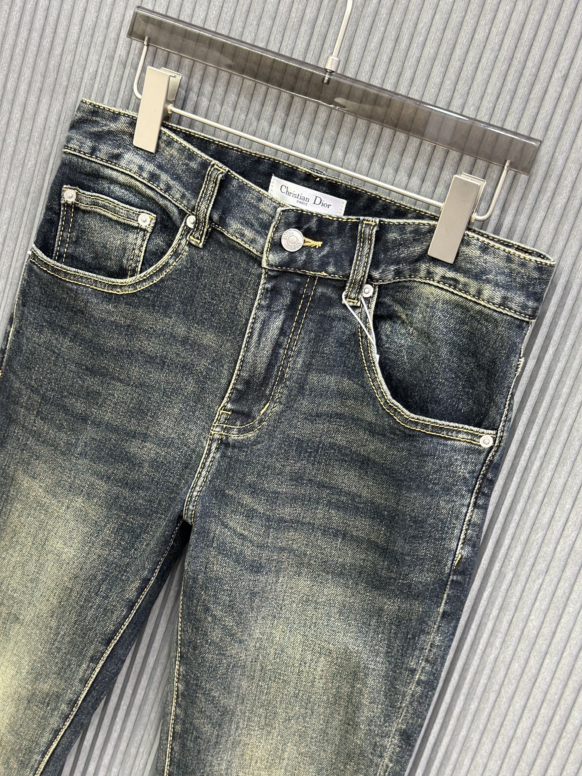 Quần jean Dior CD Xanh rêu họa tiết logo tháp túi sau Like Auth VTN