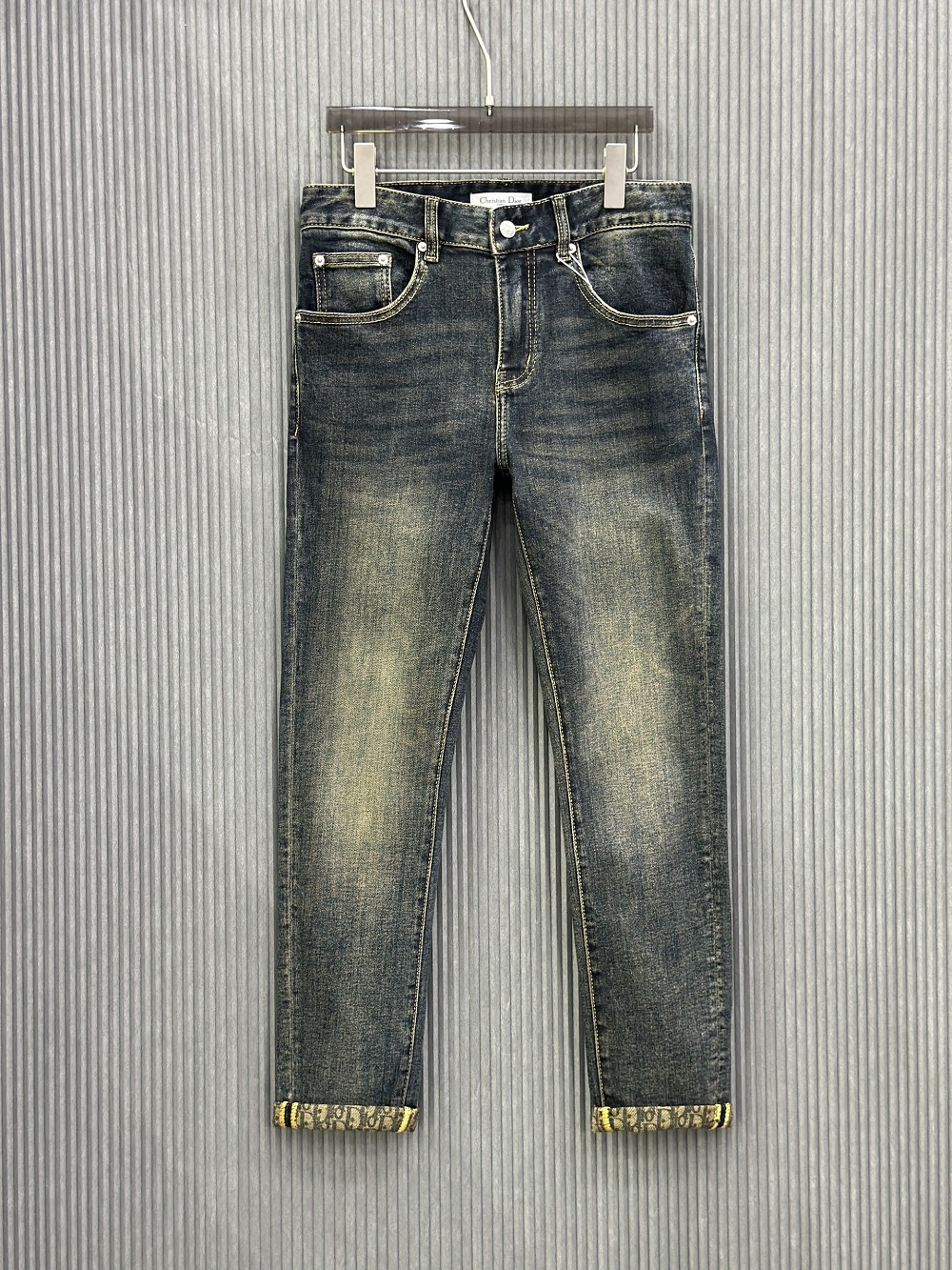 Quần jean Dior CD Xanh rêu họa tiết logo tháp túi sau Like Auth VTN