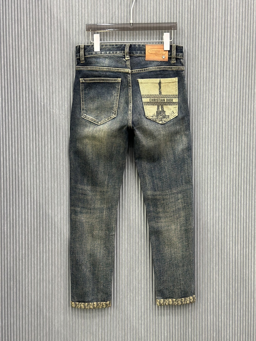 Quần jean Dior CD Xanh rêu họa tiết logo tháp túi sau Like Auth VTN