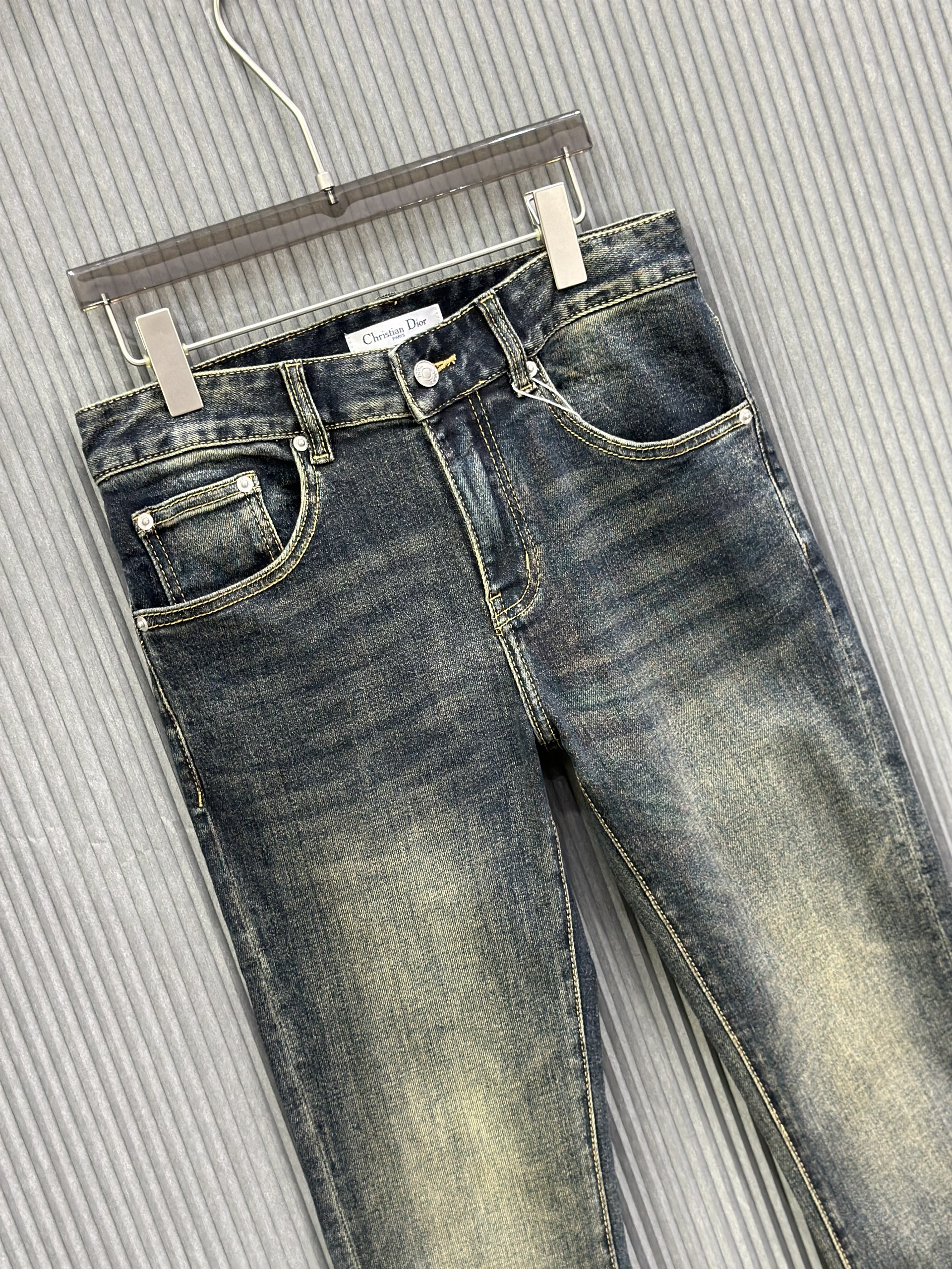 Quần jean Dior CD Xanh rêu họa tiết logo tháp túi sau Like Auth VTN