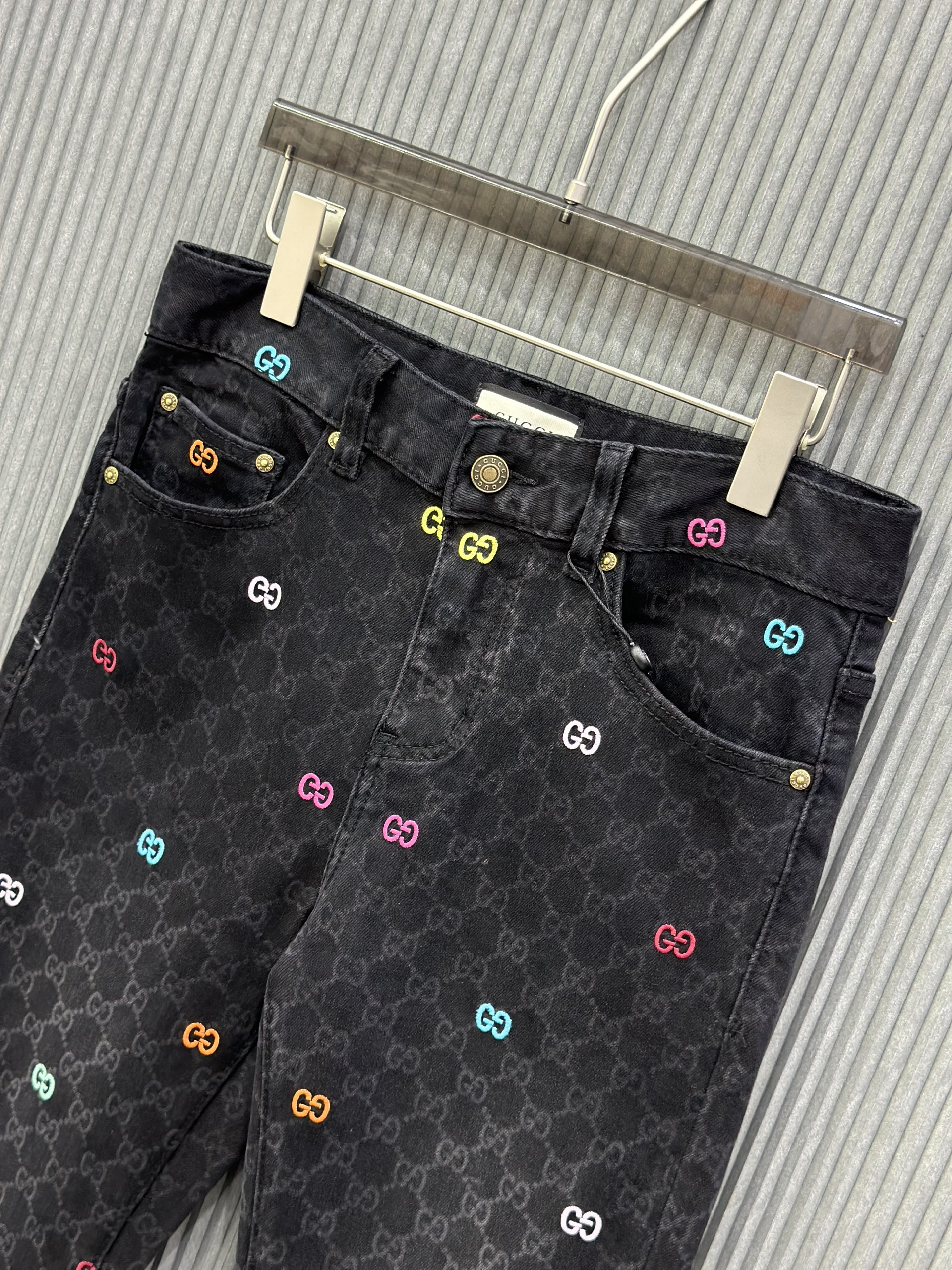 Quần jean Gucci GC Đen họa tiết monogram phối màu sắc full Like Auth VTN