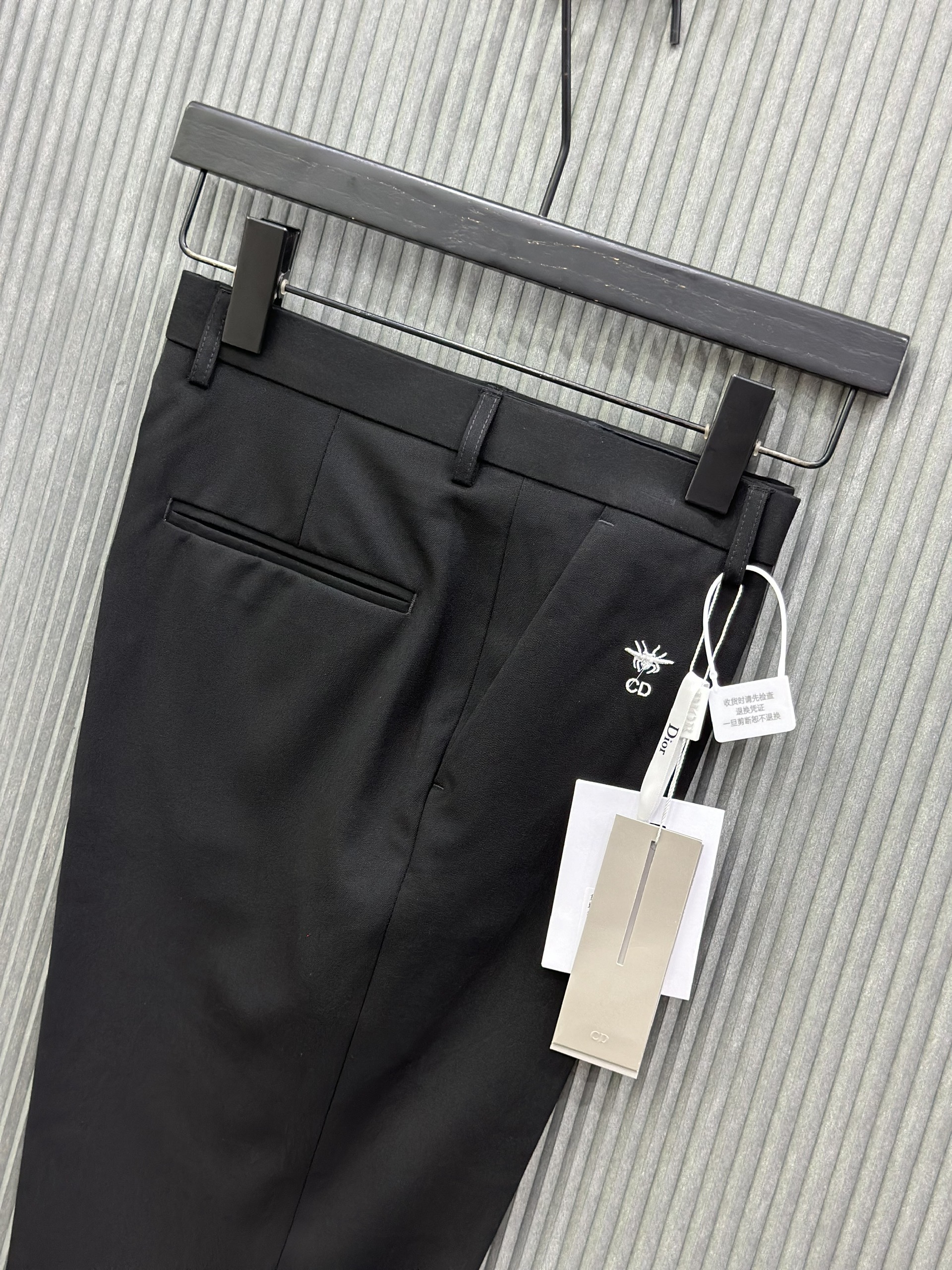 Quần tây, âu Dior CD Đen logo Ong Trắng thêu Like Auth VTN