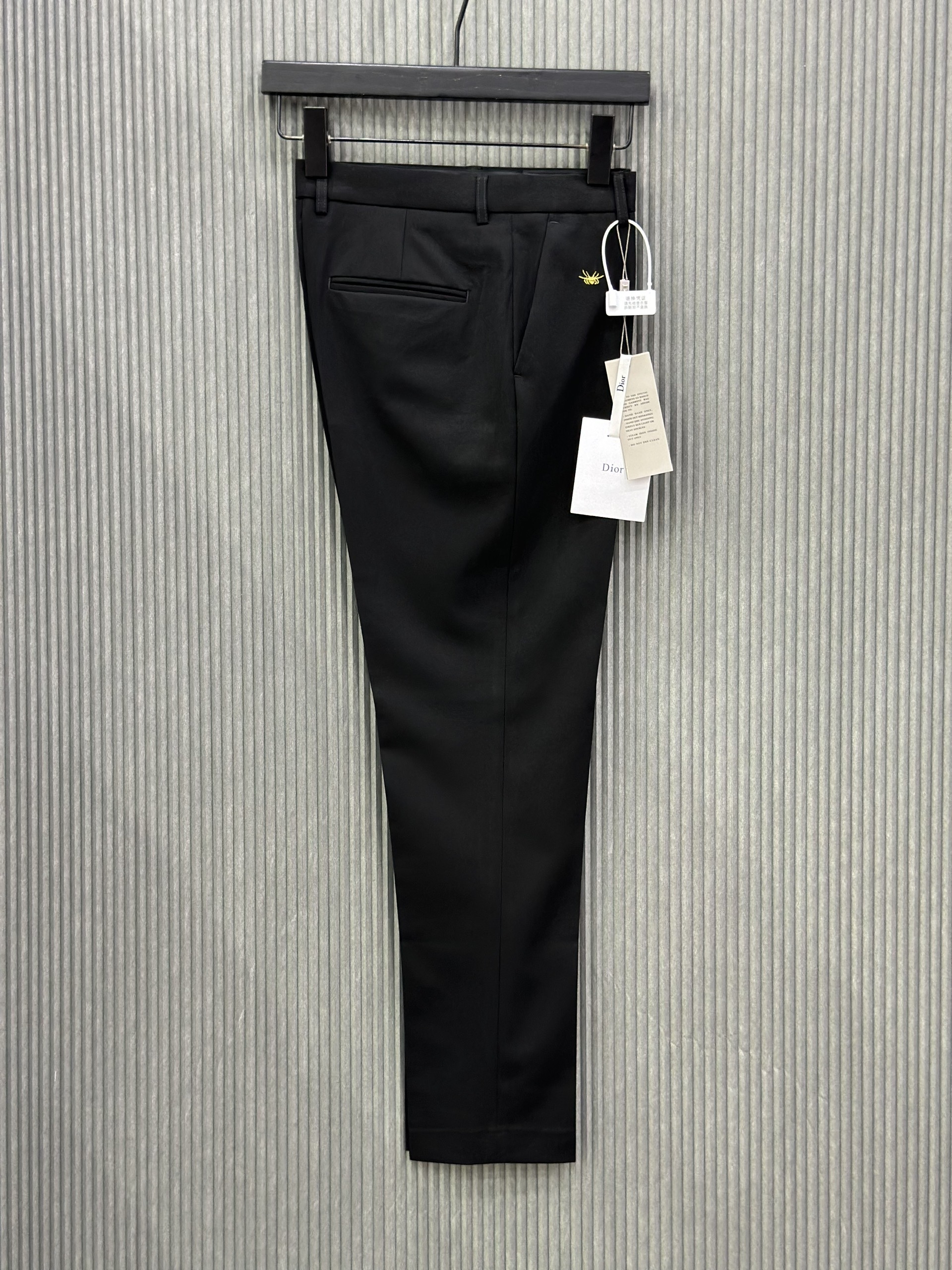 Quần tây, âu Dior CD Đen logo Ong Vàng thêu Like Auth VTN