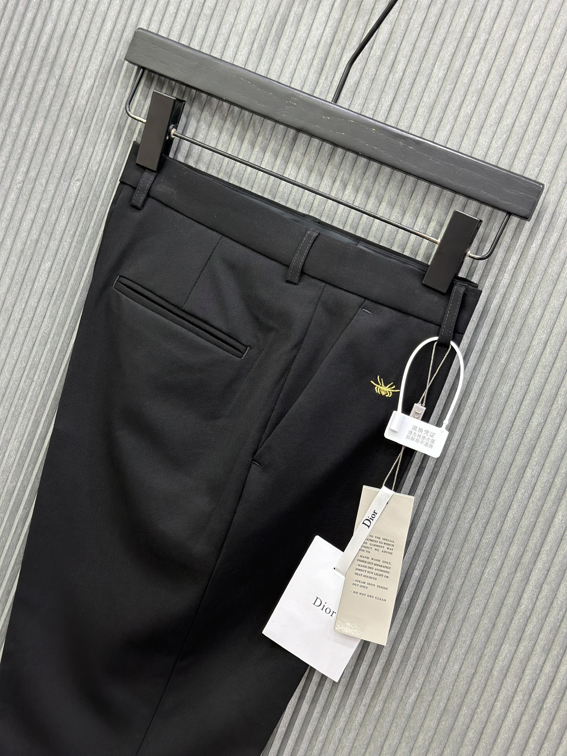 Quần tây, âu Dior CD Đen logo Ong Vàng thêu Like Auth VTN