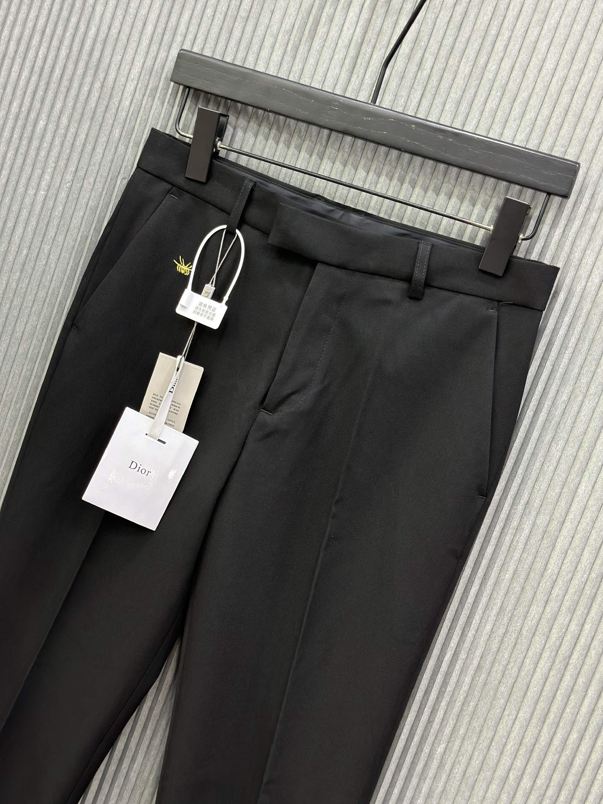 Quần tây, âu Dior CD Đen logo Ong Vàng thêu Like Auth VTN