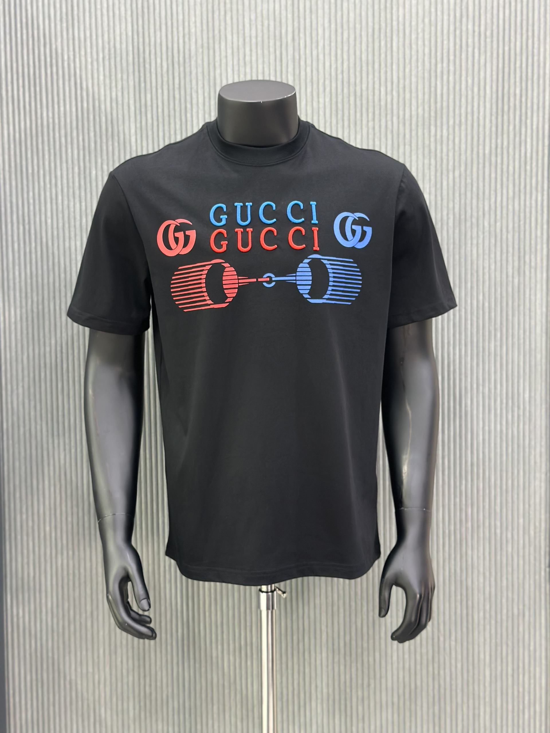 Áo phông T-shirt Gucci GC Đen logo chữ thêu ngực Like Auth VTN